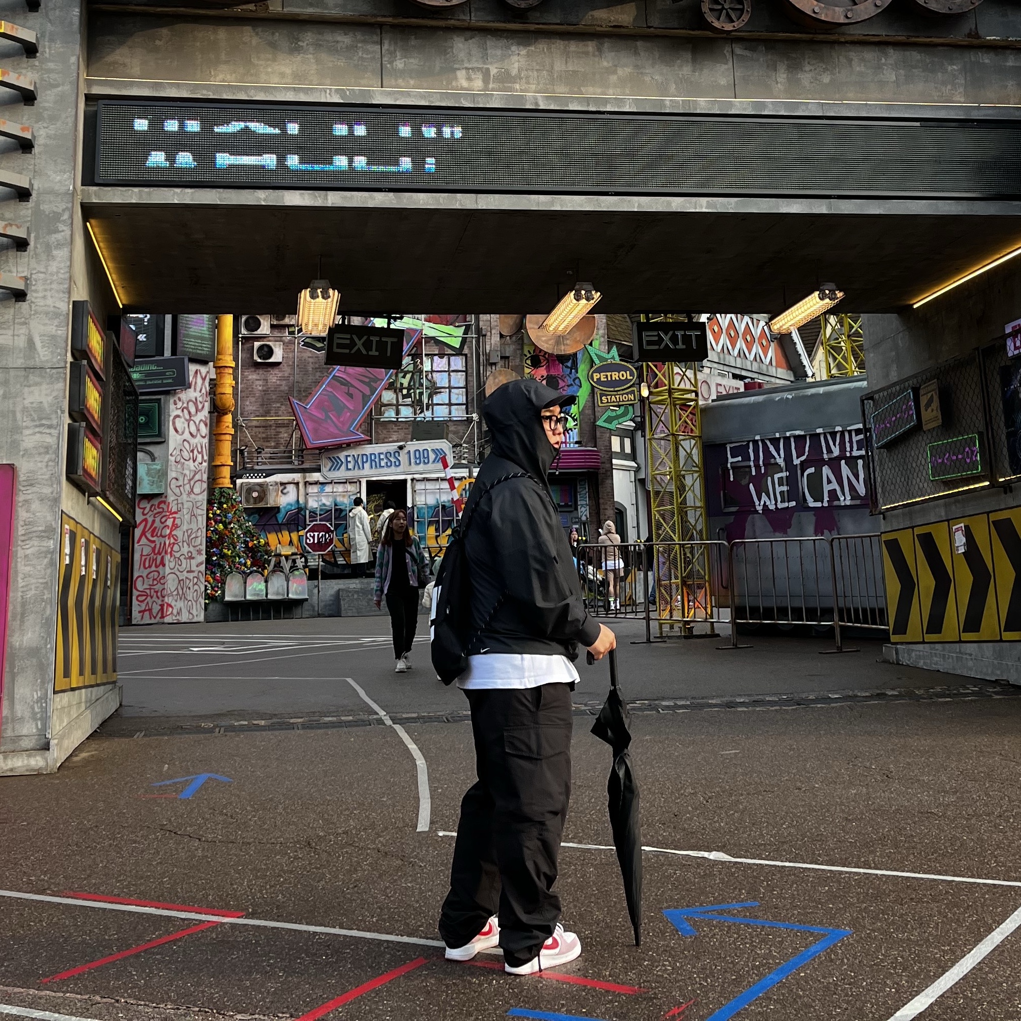 Nike ACG Storm-Fit ADV Cascade Rains Full Zip Jacket Black - Asia, Supreme Washed Chino Twill Camp Cap Black 착용 스타일