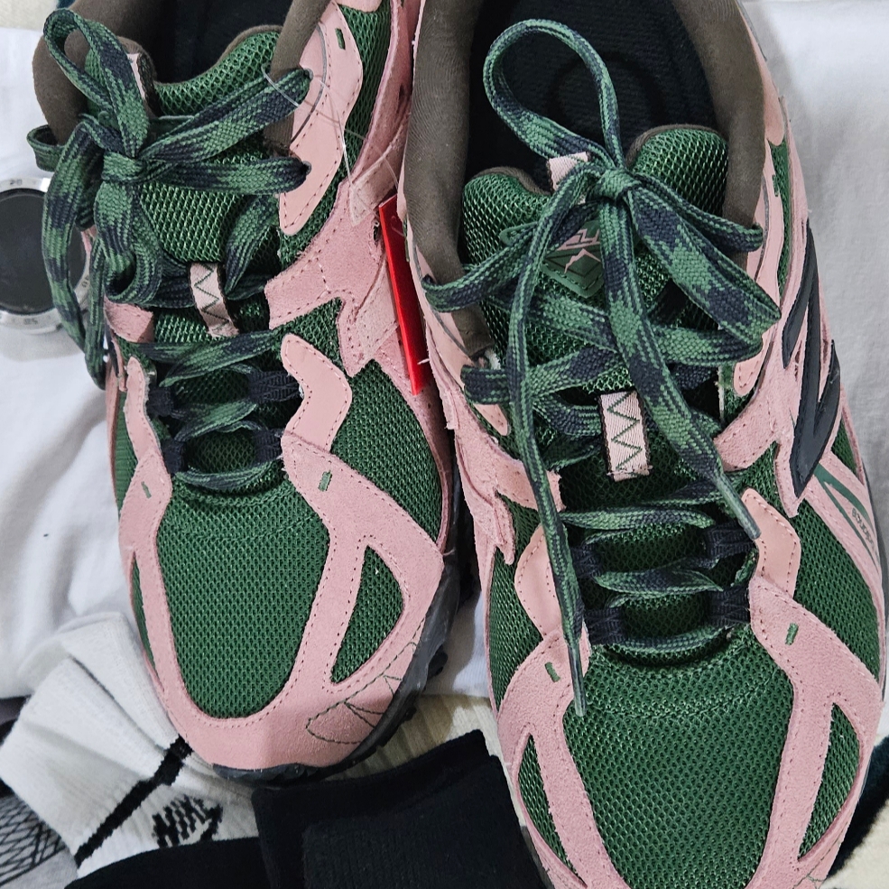 New Balance ML610T Pink Moon - D Standard 착용 스타일 - 2