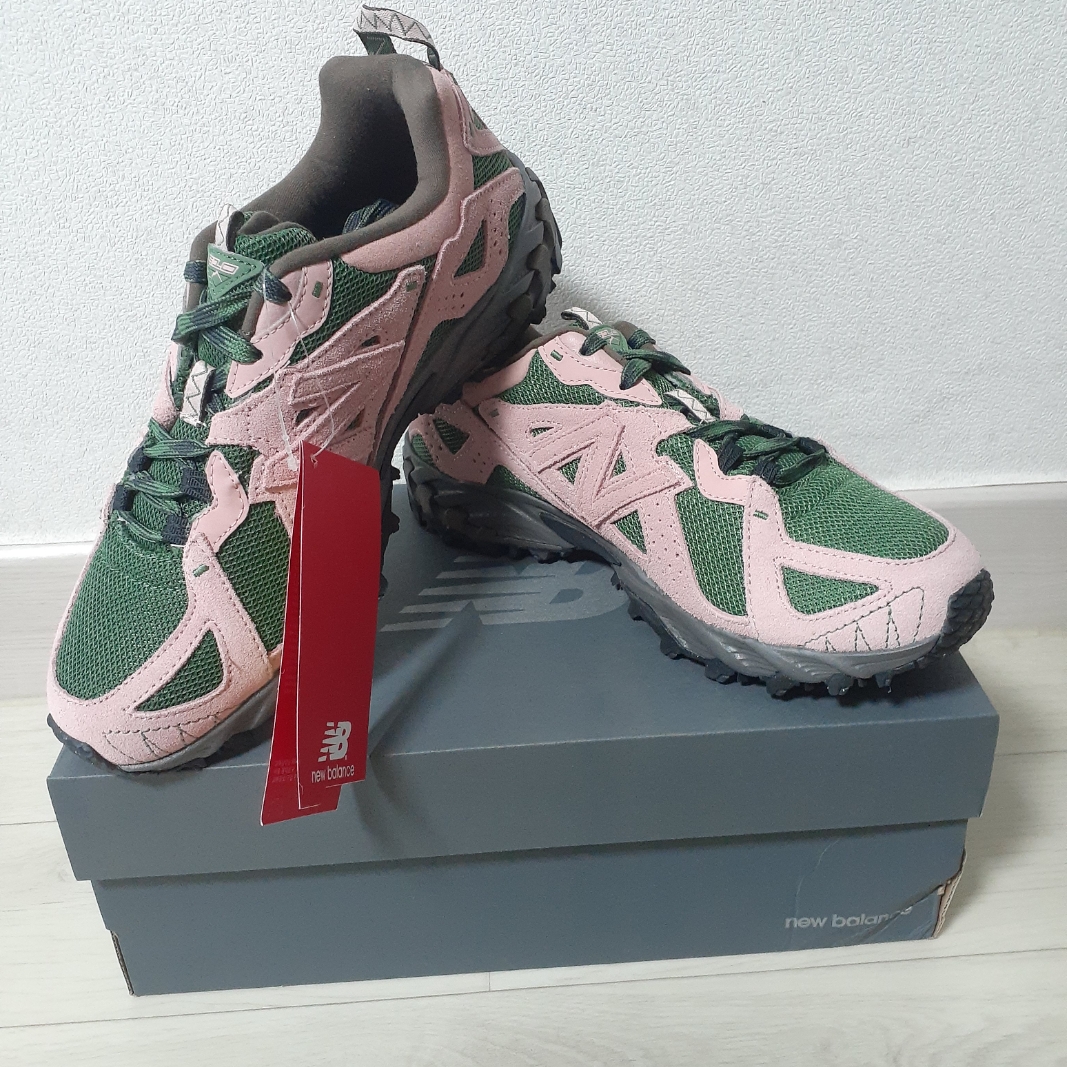 New Balance ML610T Pink Moon - D Standard 착용 스타일
