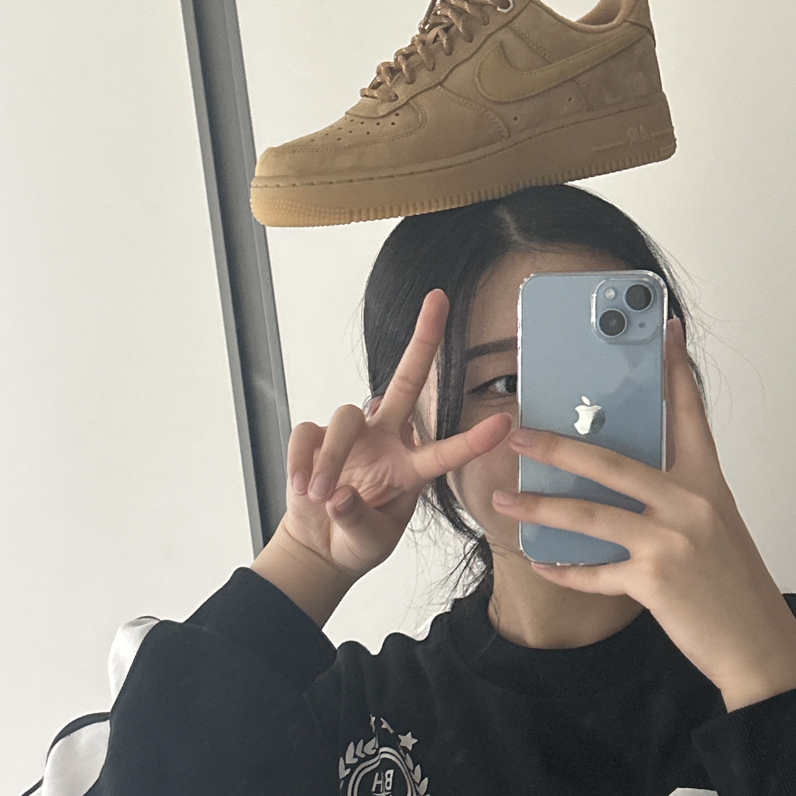 Nike Air Force 1 '07 WB Flax 착용 스타일 - 2