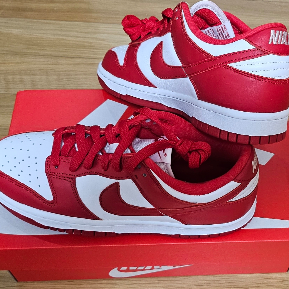 Nike Dunk Low SP White and University Red 2023 착용 스타일