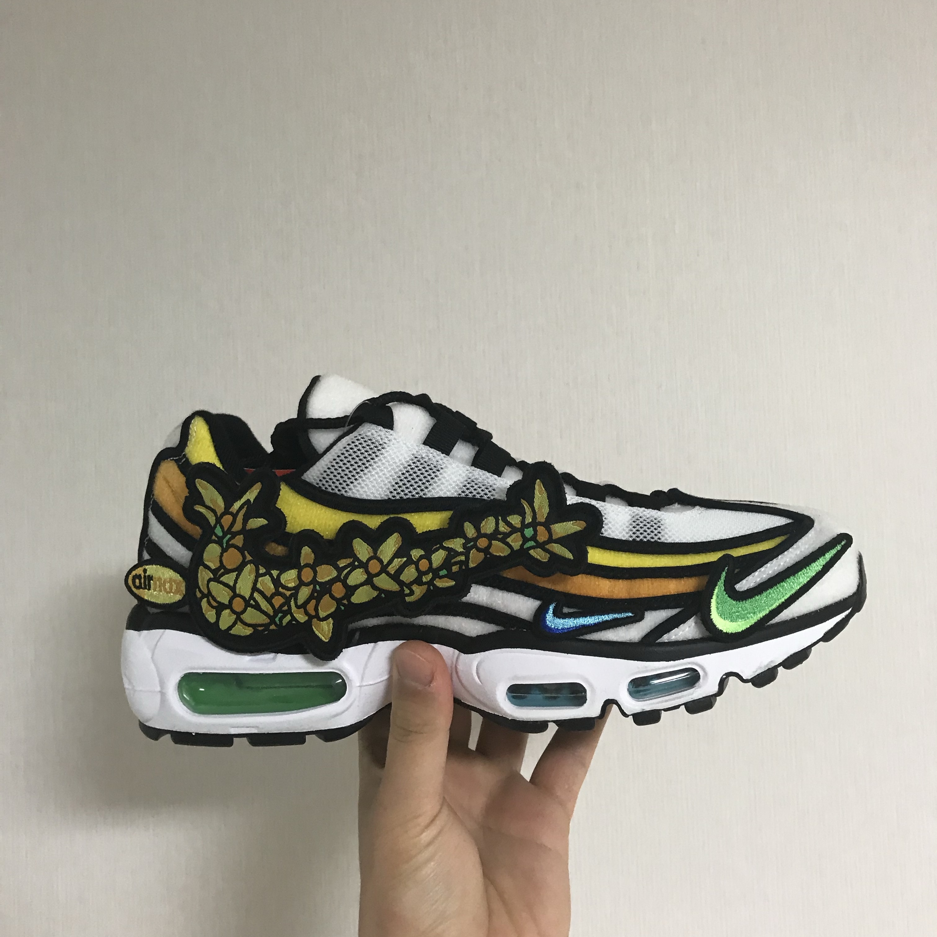 Nike Air Max 95 Pollen Rise 착용 스타일