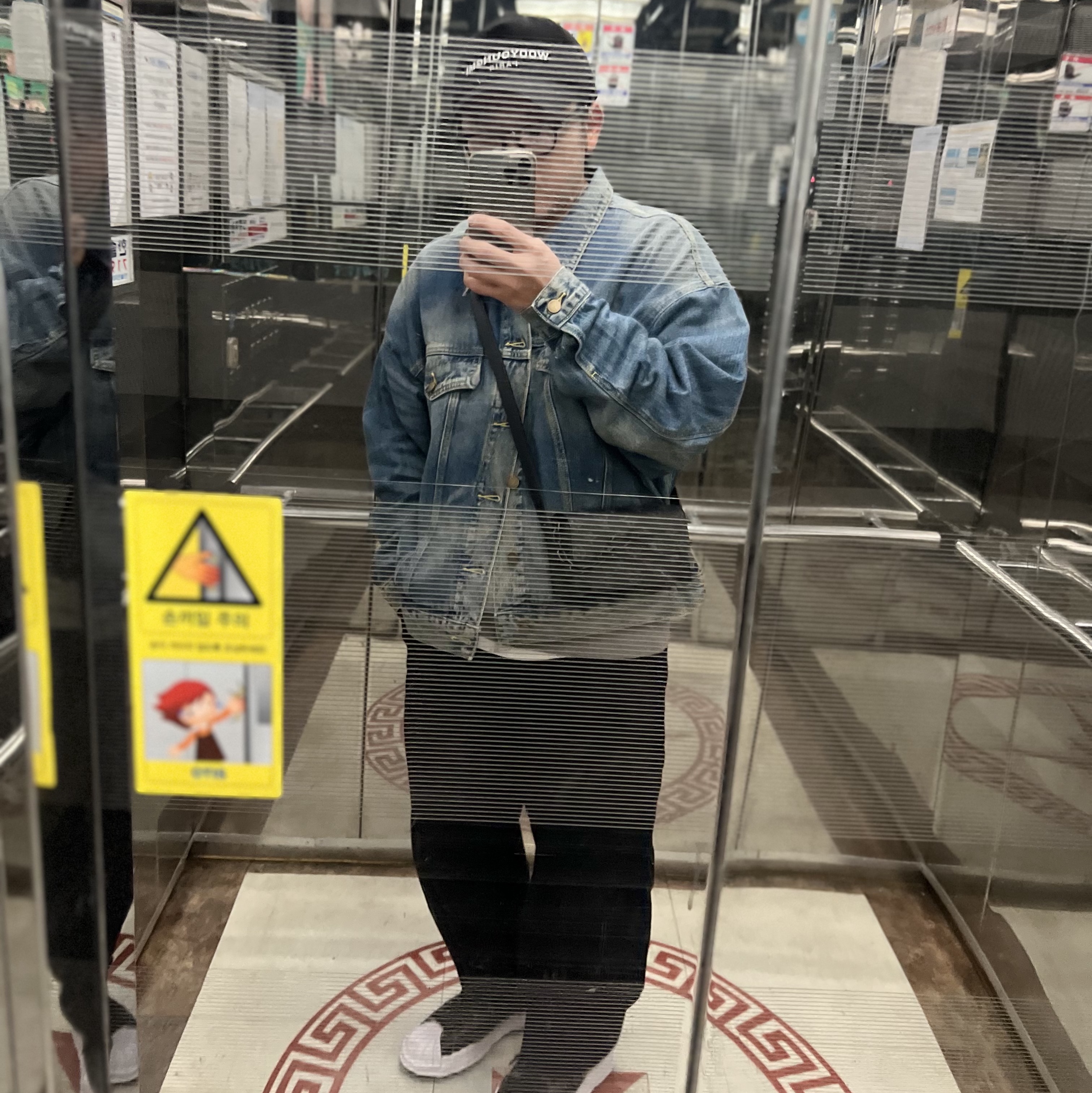 Essentials Trucker Jacket Indigo, Stussy Canvas Work Pants Black 착용 스타일 - 1
