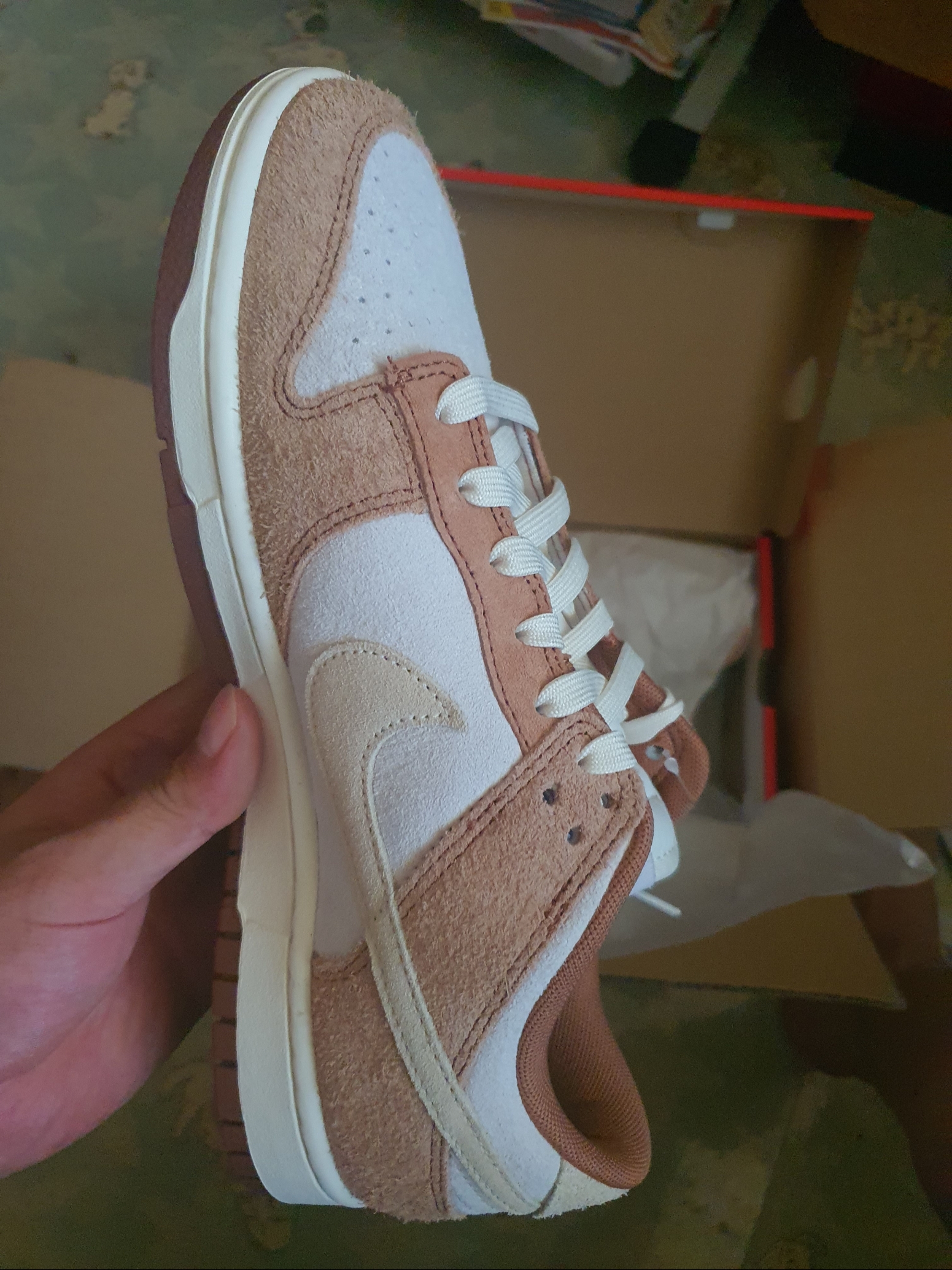 Nike Dunk Low Pro Premium Medium Curry 착용 스타일