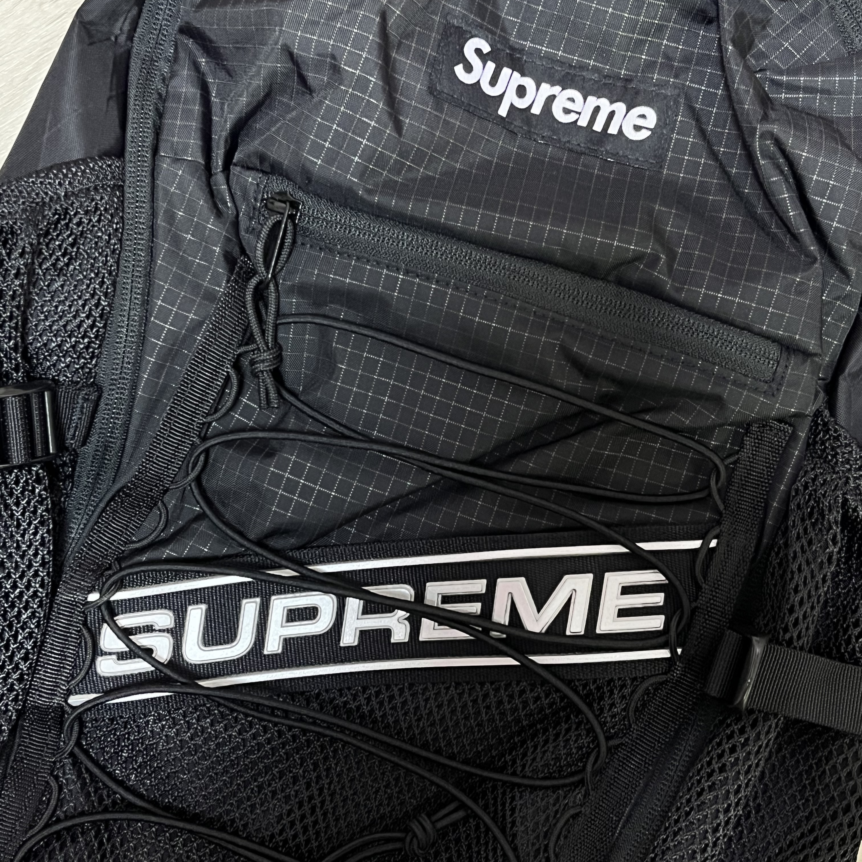Supreme Backpack Black - 23FW 착용 스타일 - 1