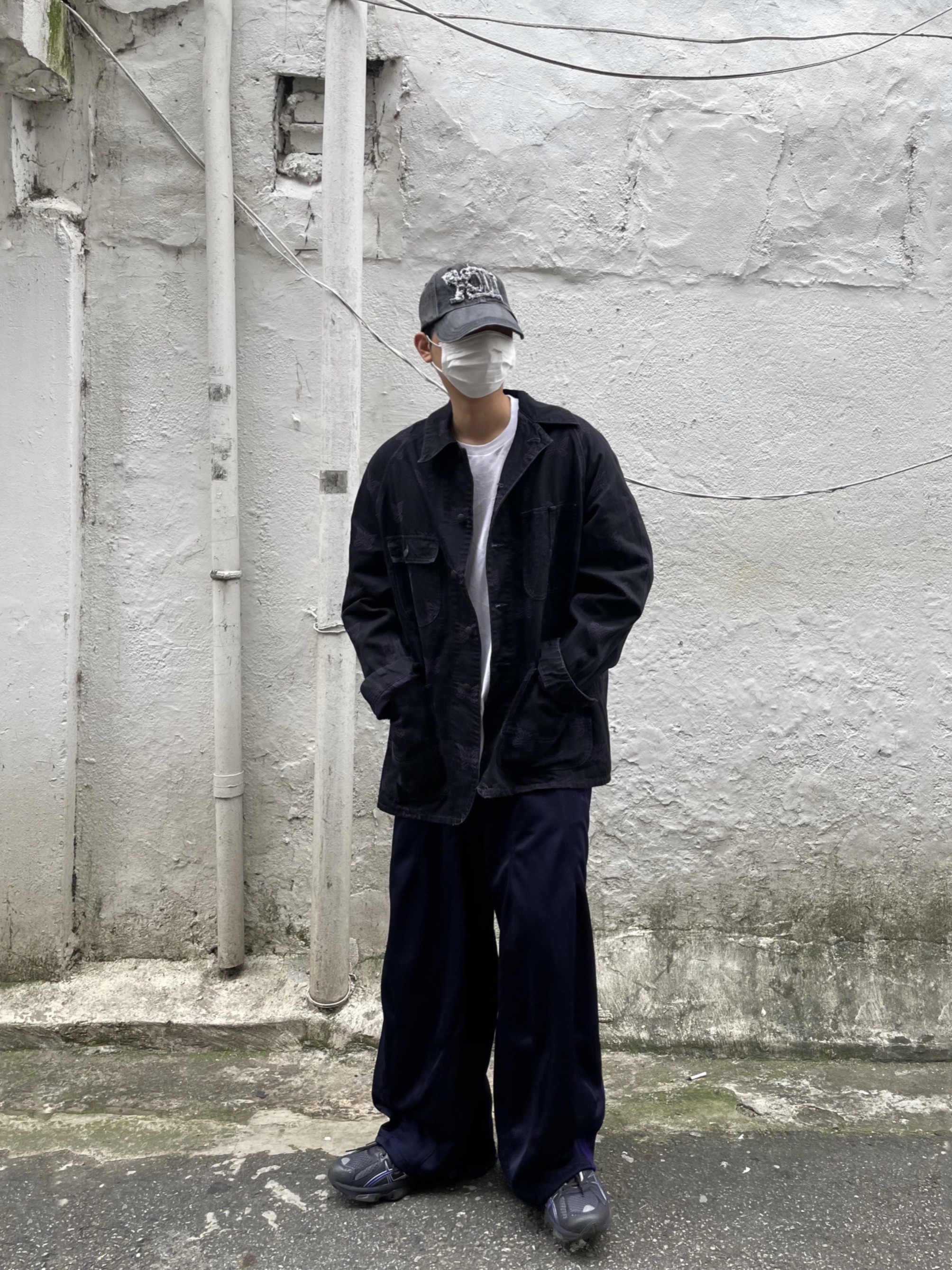 Needles H.D. Track Pants Poly Smooth Navy, Asics x Kiko Kostadinov Gel-Quantum Zientzia Dark Grey 착용 스타일 - 2