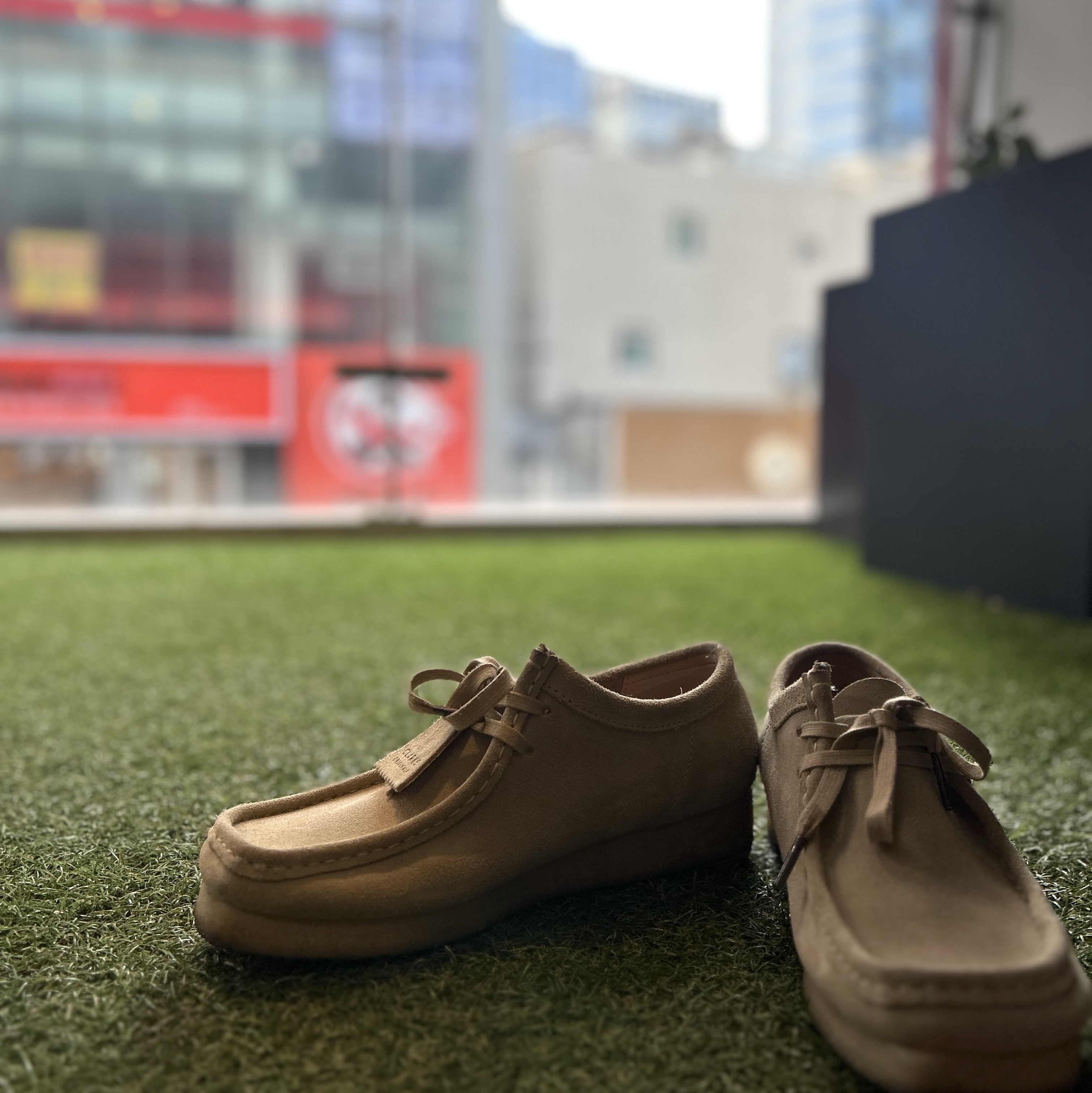 Clarks Wallabee Maple Suede 착용 스타일 - 1