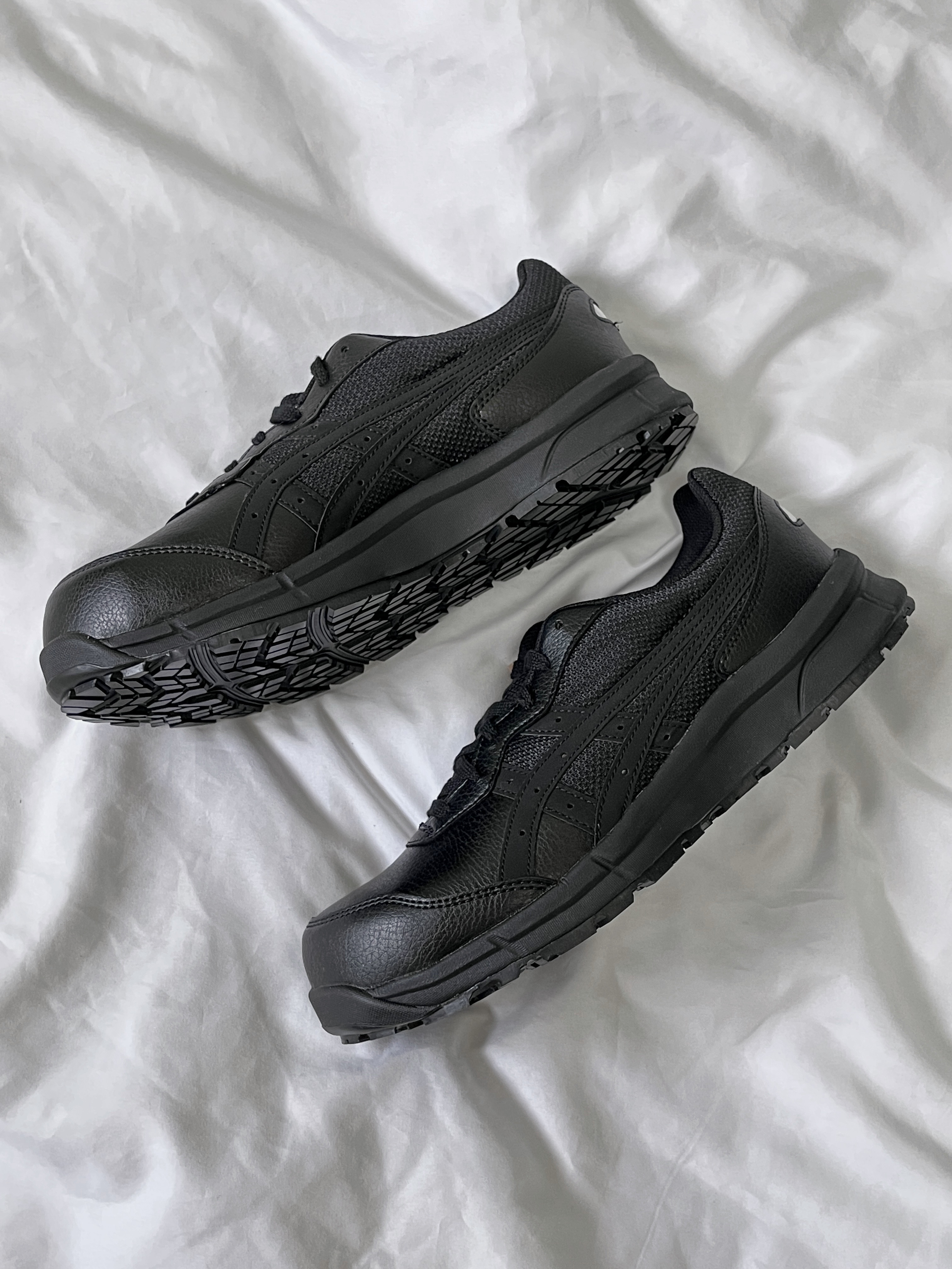 Asics Winjob CP111 Black 착용 스타일 - 3