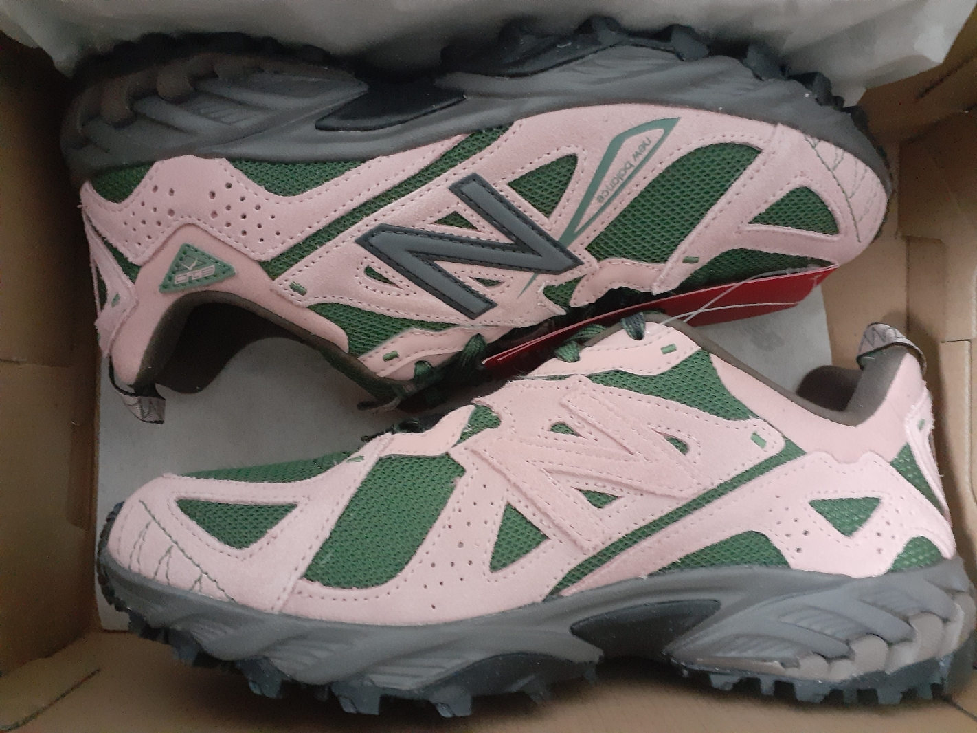 New Balance ML610T Pink Moon - D Standard 착용 스타일