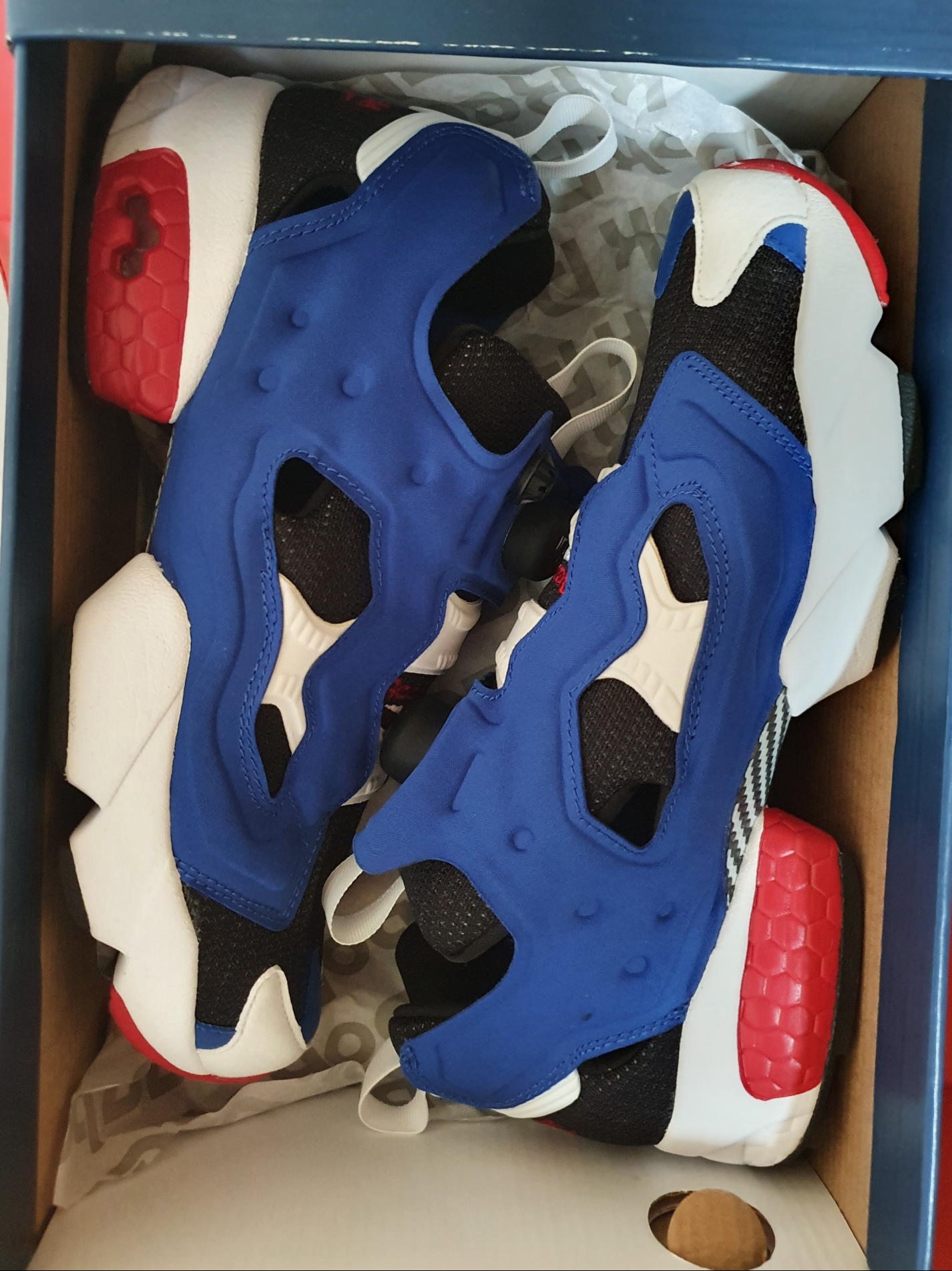 Reebok Instapump Fury Tricolor 착용 스타일