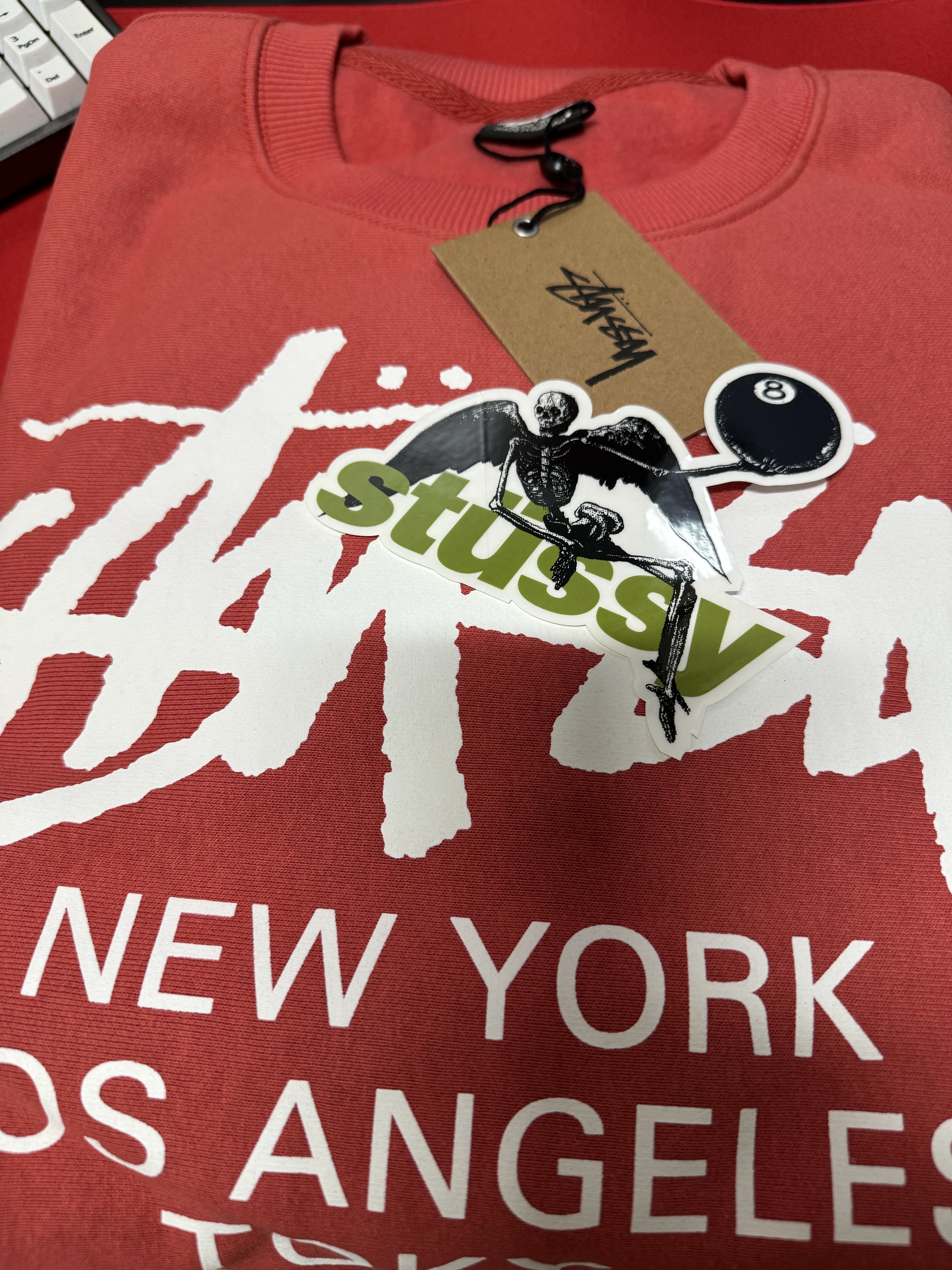 Stussy World Tour Crew Pepper 2023 착용 스타일 - 1
