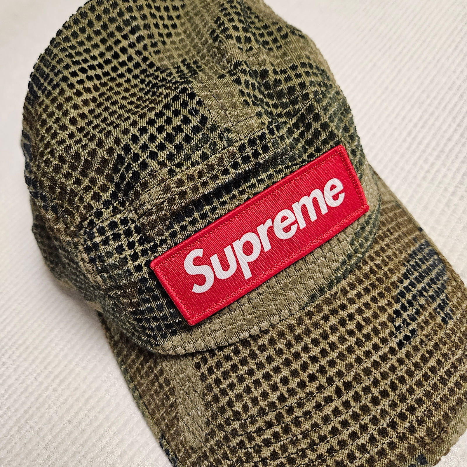 Supreme Camo Grid Velvet Camp Cap Woodland Camo - 22FW 착용 스타일 - 2