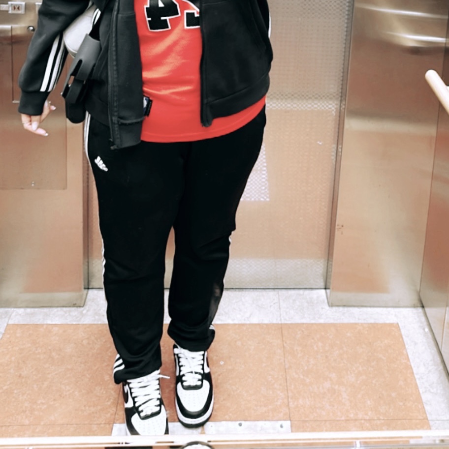 Nike x Terror Squad Air Force 1 Low QS Blackout 착용 스타일