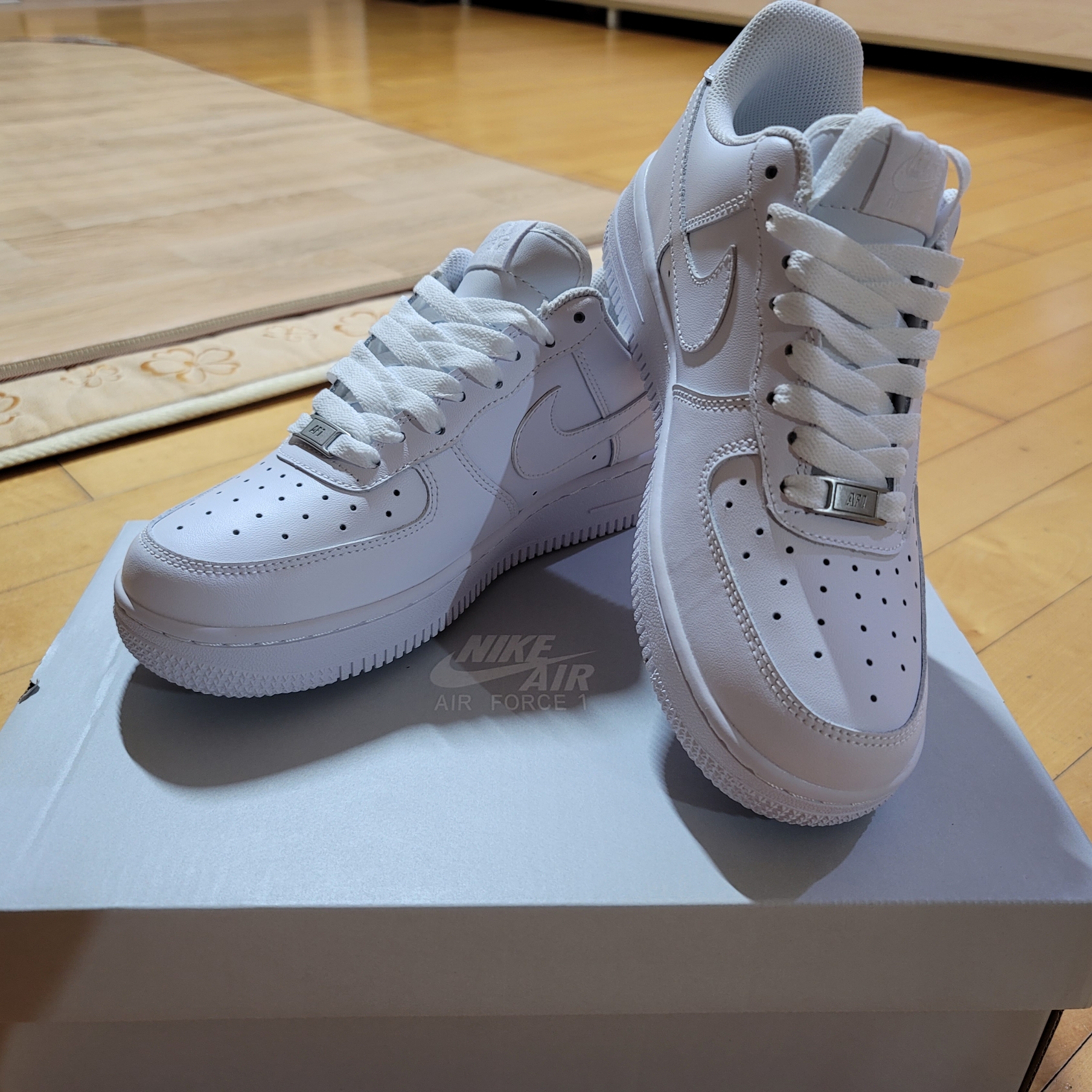 Nike Air Force 1 '07 Low White 착용 스타일
