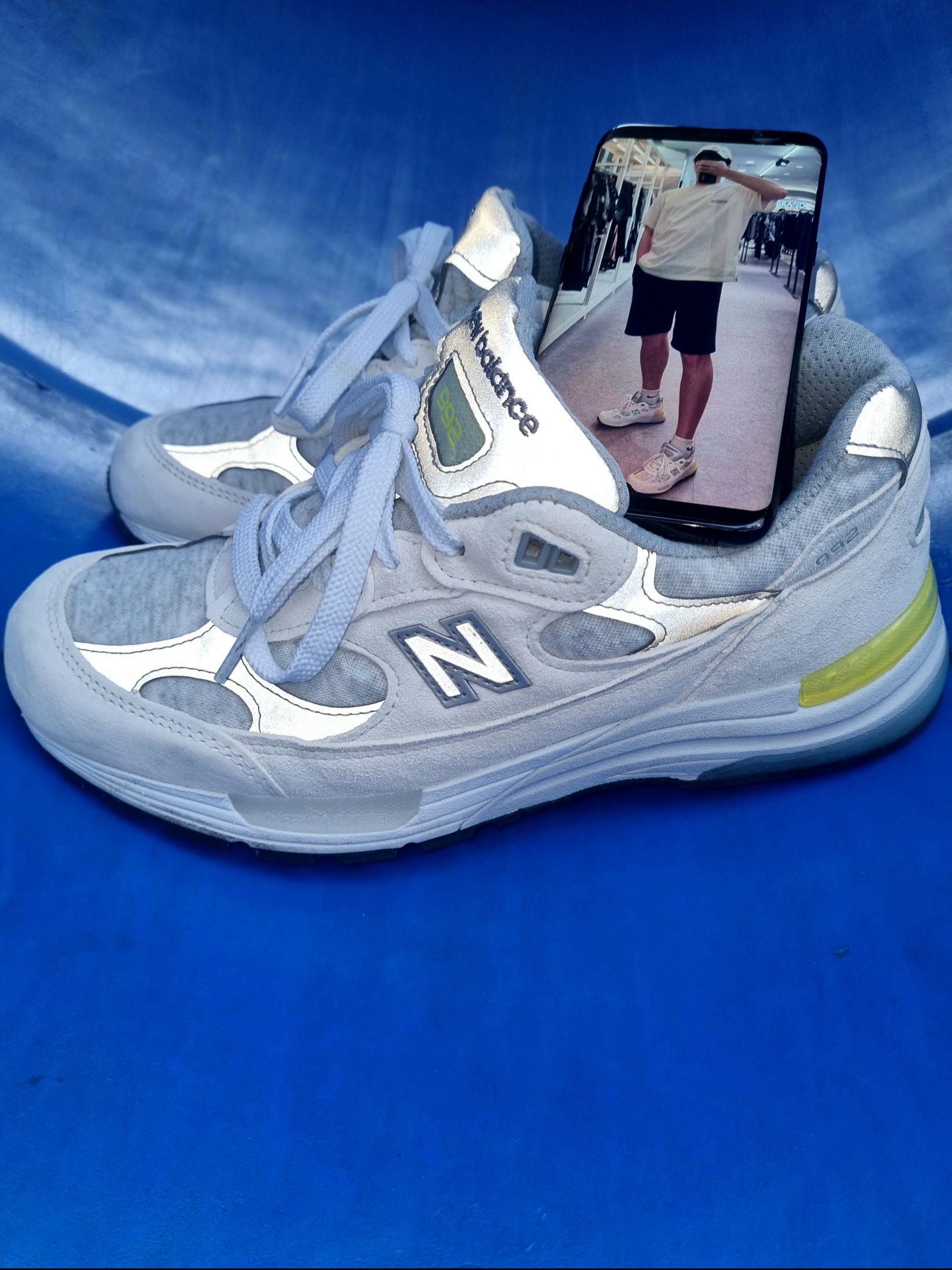(W) New Balance 992 Made in USA White Cyclone, Wooyoungmi Nylon Beige Back Logo T-Shirt Ivory - 22SS 착용 스타일 - 2