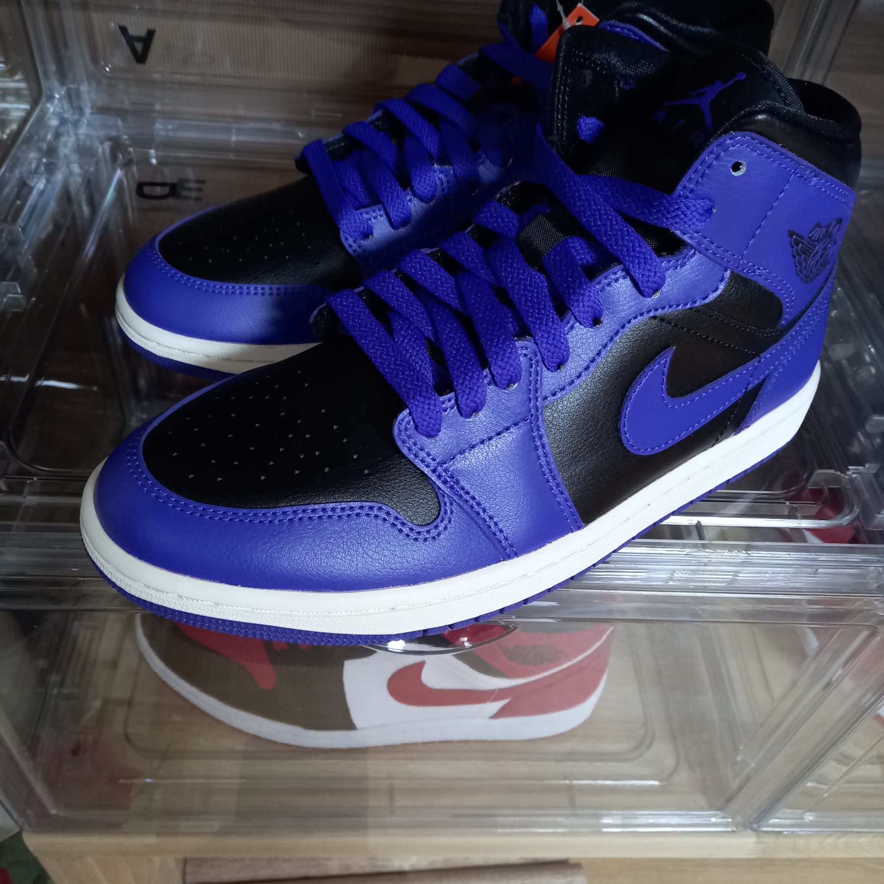 (W) Jordan 1 Mid Black Dark Concord 착용 스타일