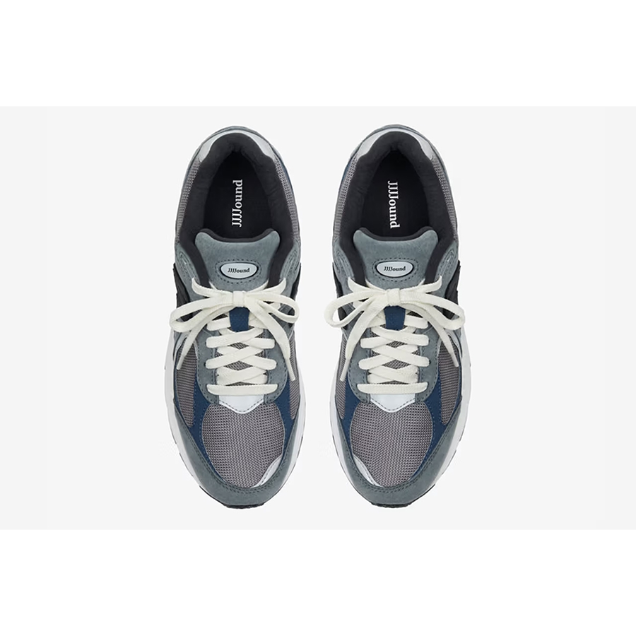 New Balance x JJJJound 2002R Storm Blue 착용 스타일 - 5