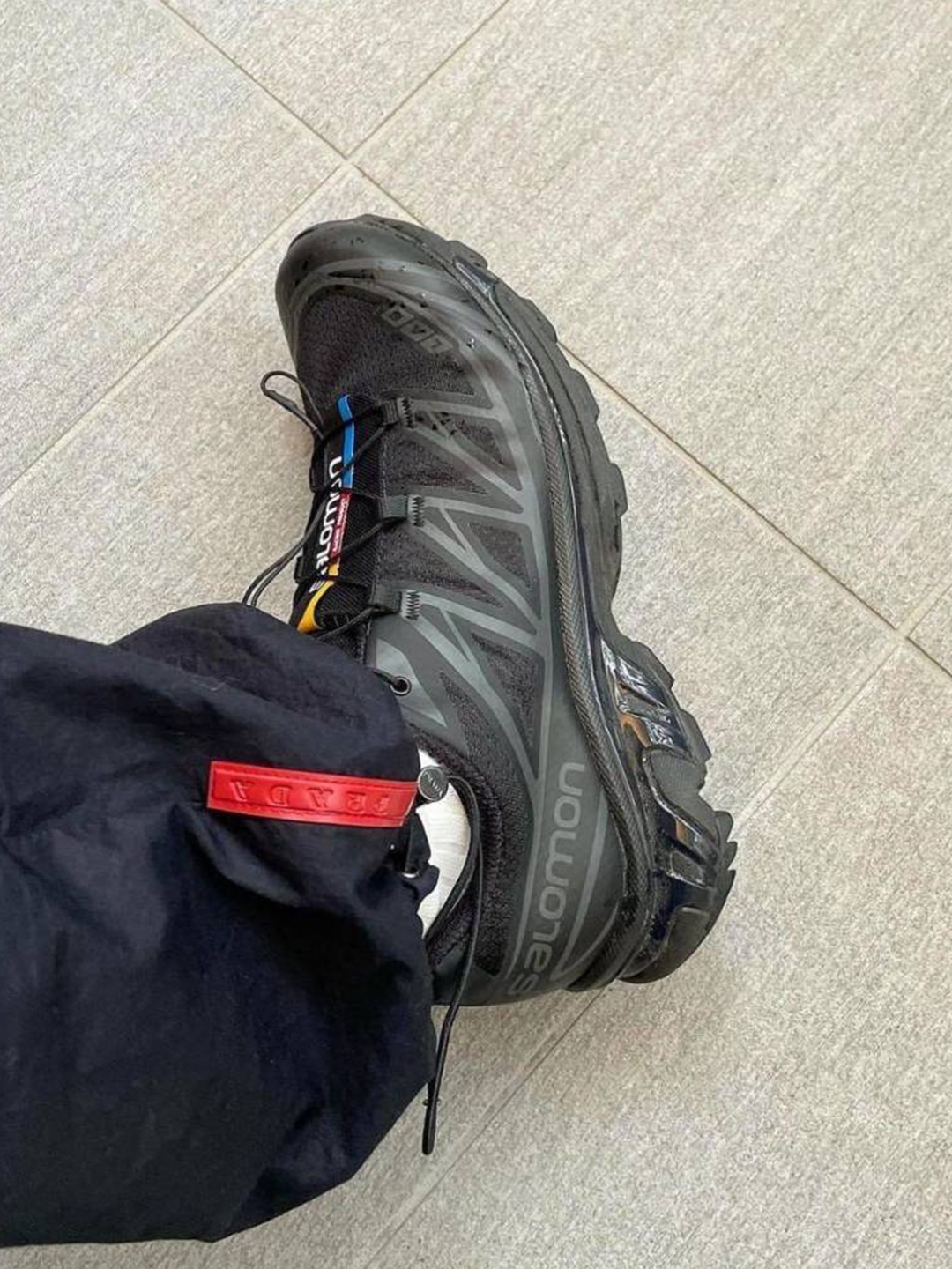 Salomon XT-4 Bitter Chocolate Mocha Mousse, Salomon XT-6 Dried Herb Deep Lichen Green 착용 스타일 - 7