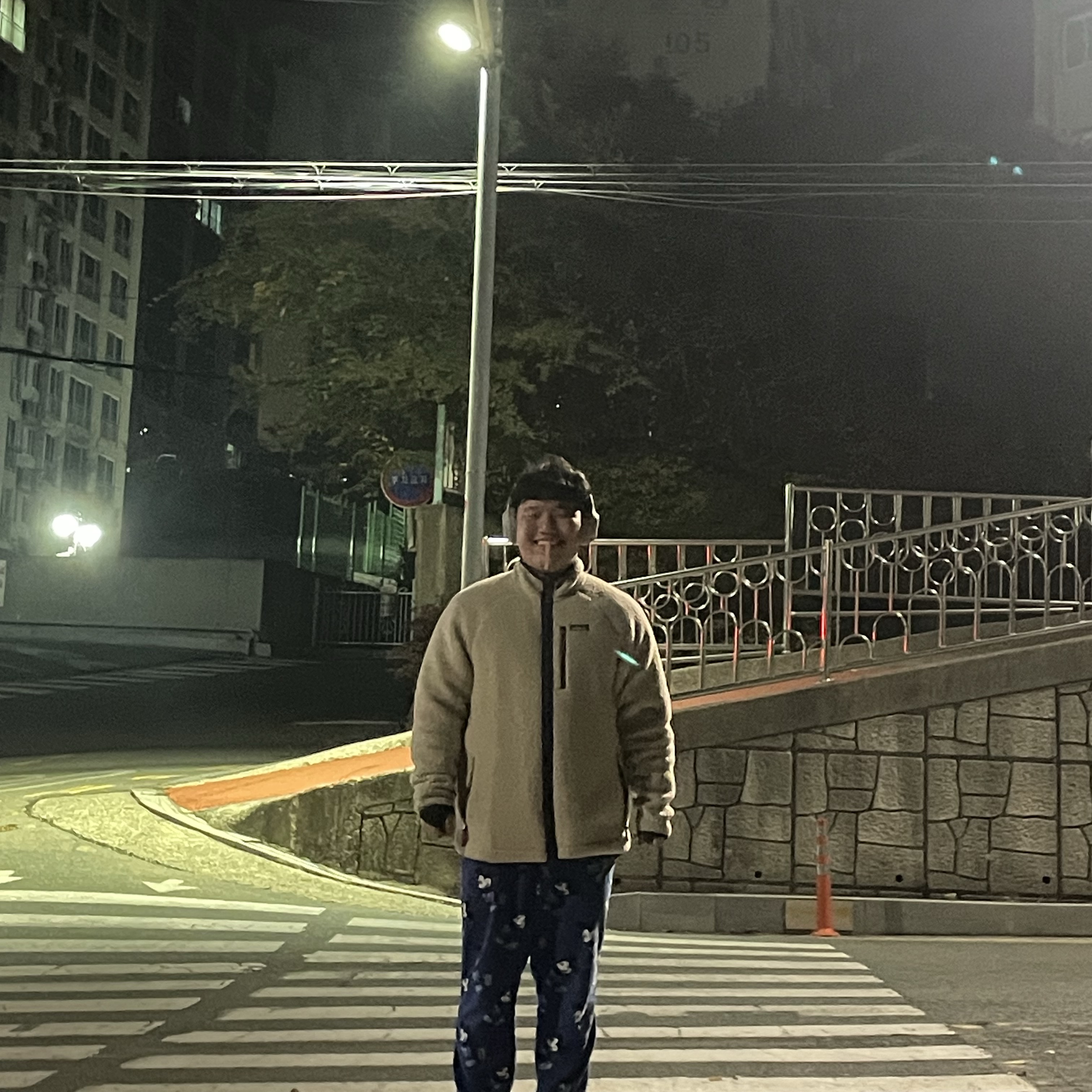 Patagonia Retro Pile Fleece Jacket El Cap Khaki 착용 스타일