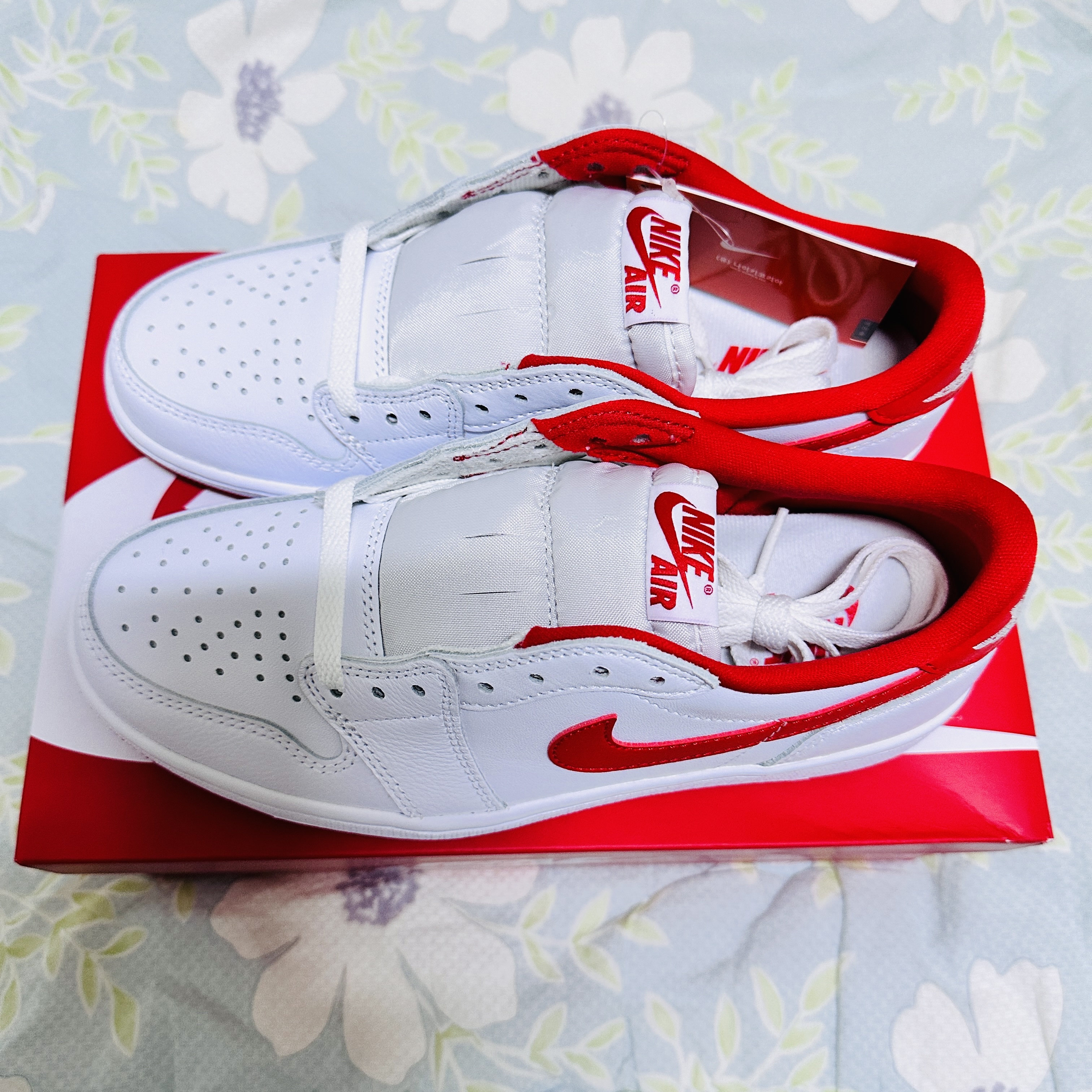 Jordan 1 Retro Low OG University Red 착용 스타일 - 2