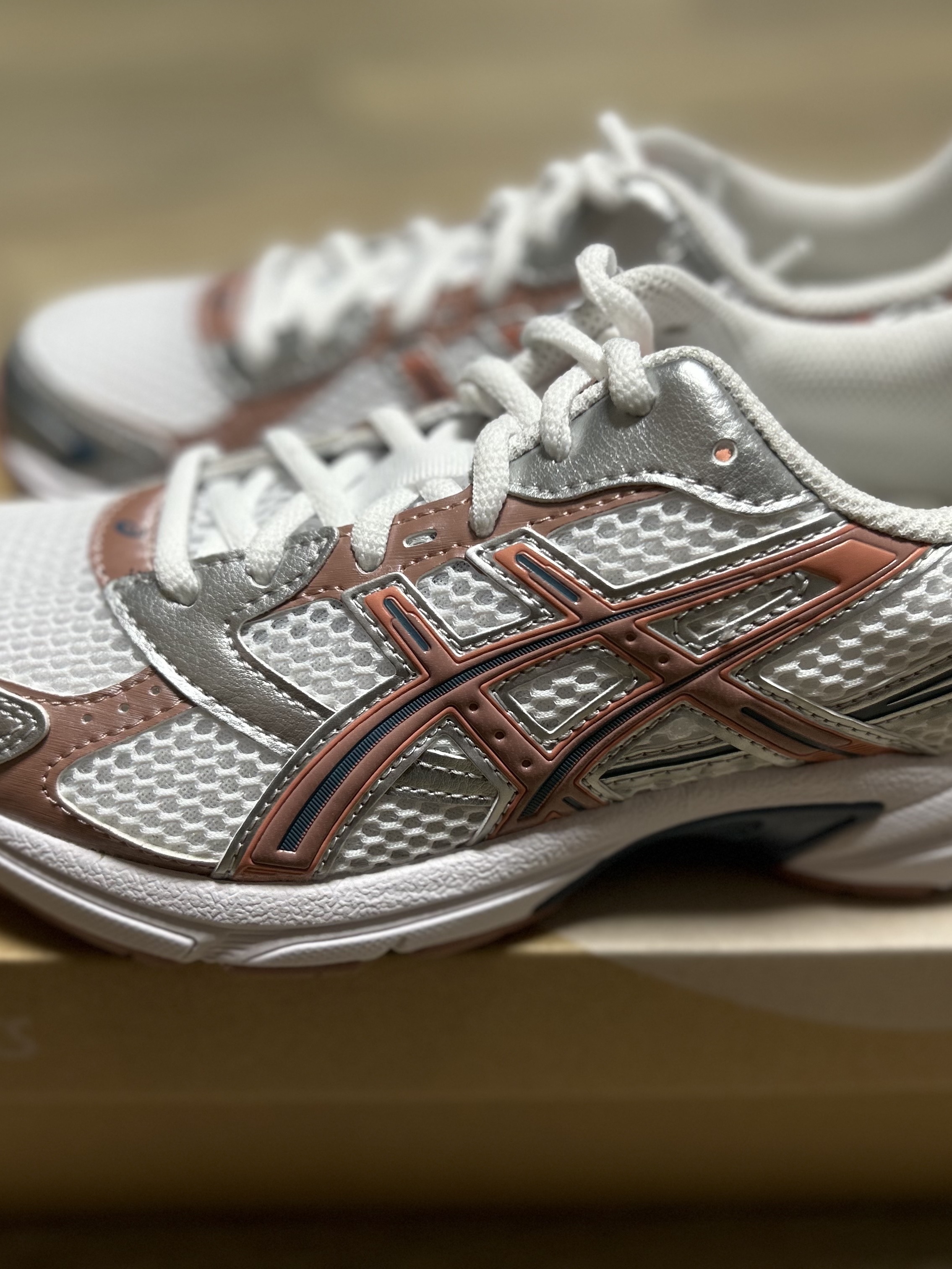 (W) Asics Gel-1130 White Umeboshi 착용 스타일 - 2