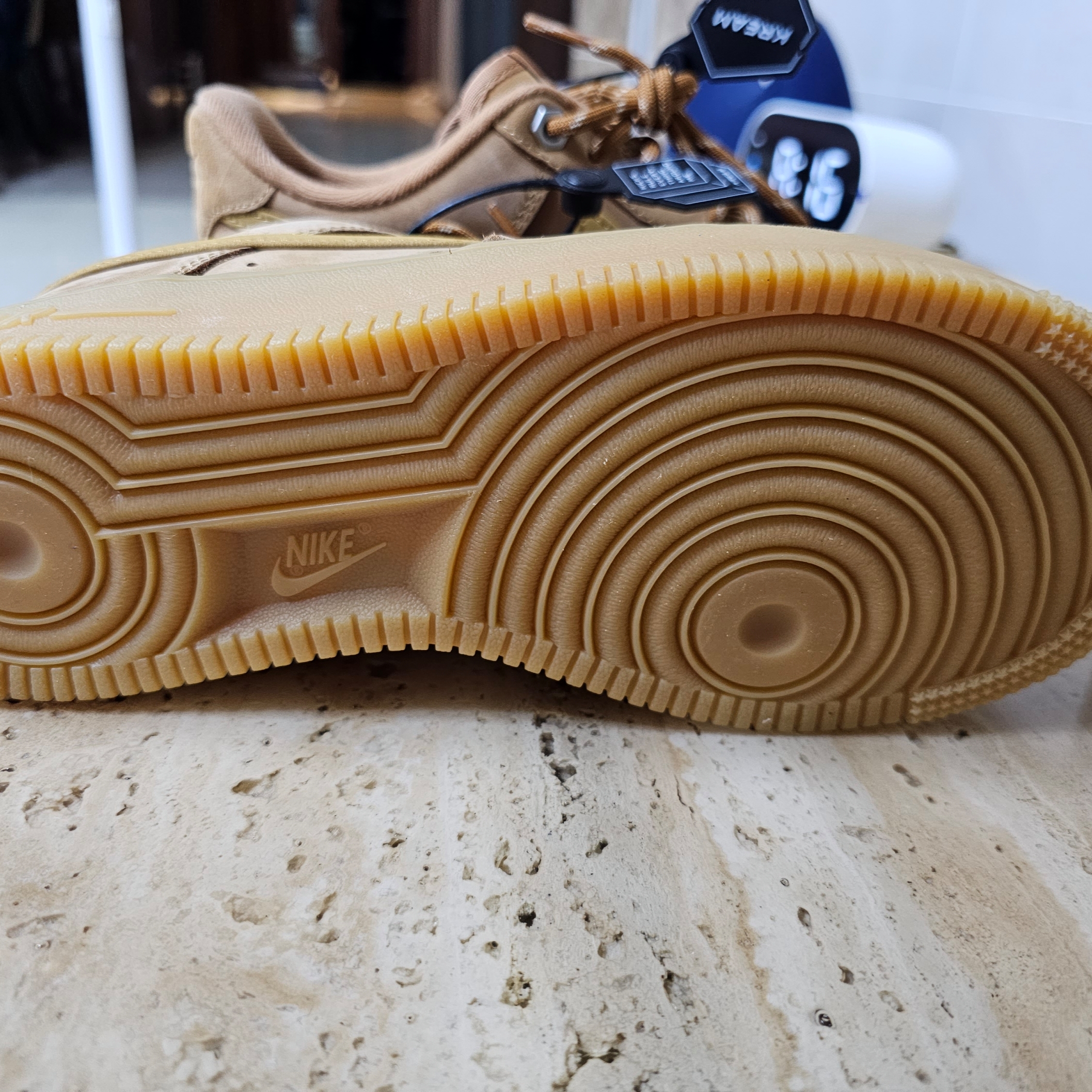 Nike Air Force 1 '07 WB Flax 착용 스타일 - 5