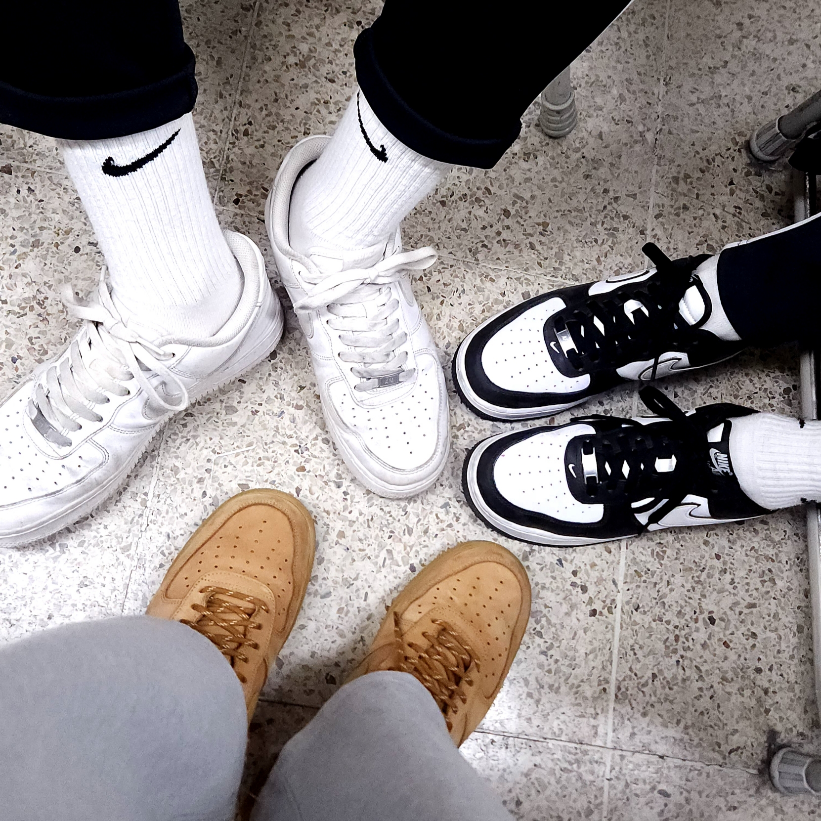 Nike Air Force 1 '07 WB Flax, Nike Air Force 1 '07 Low White 착용 스타일