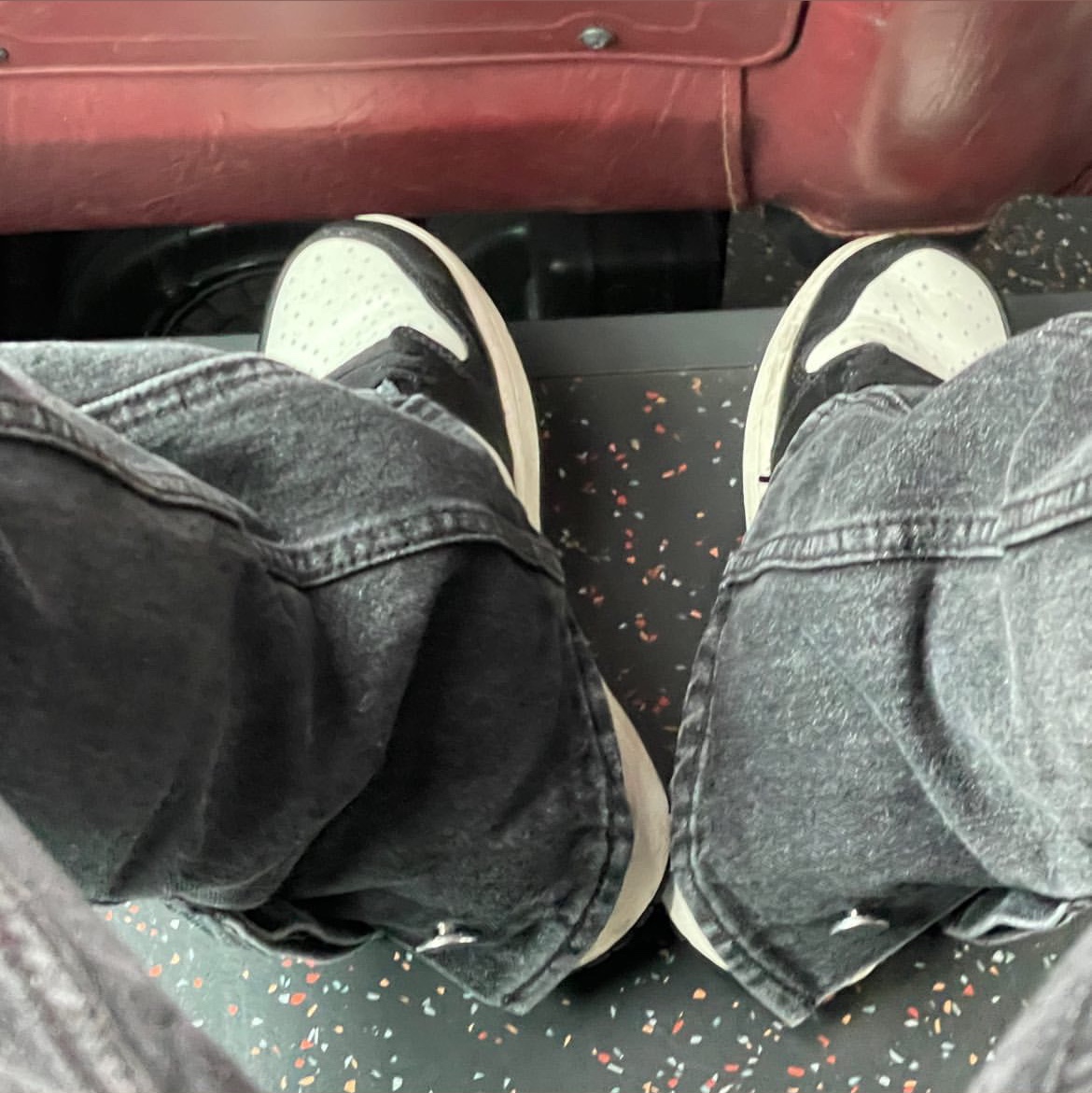Jordan 1 High 85 Black White 착용 스타일