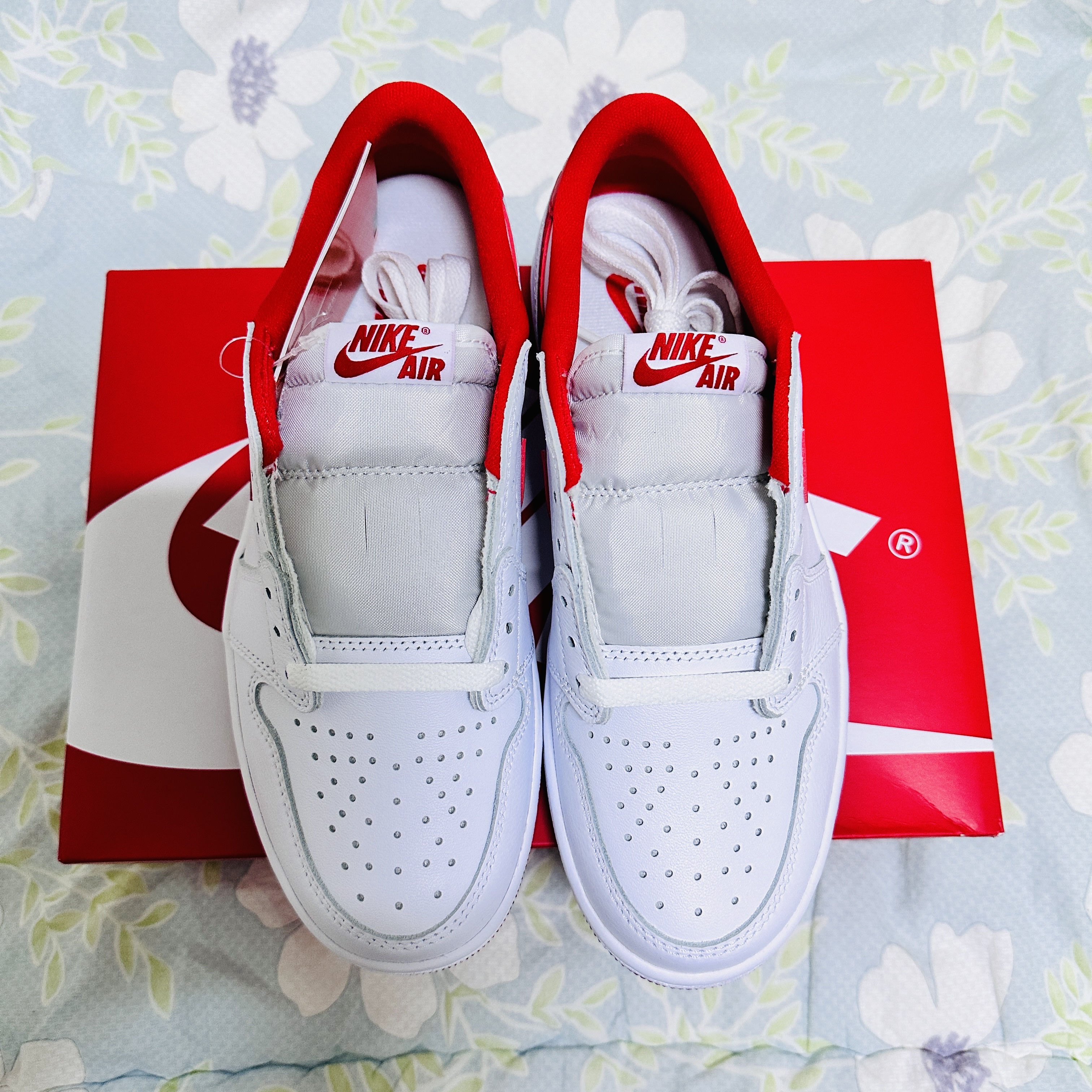 Jordan 1 Retro Low OG University Red 착용 스타일 - 1