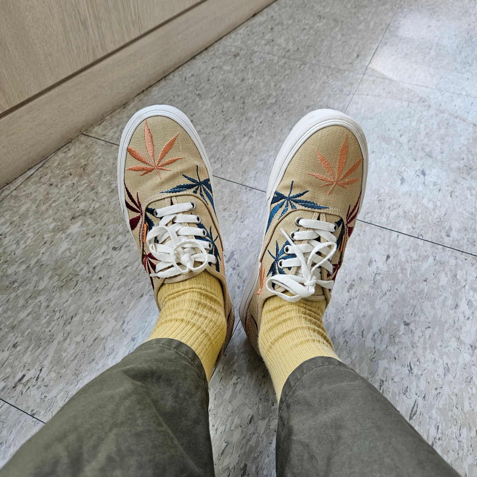 Vans Vault OG Authentic LX Blue Dream 착용 스타일 - 4
