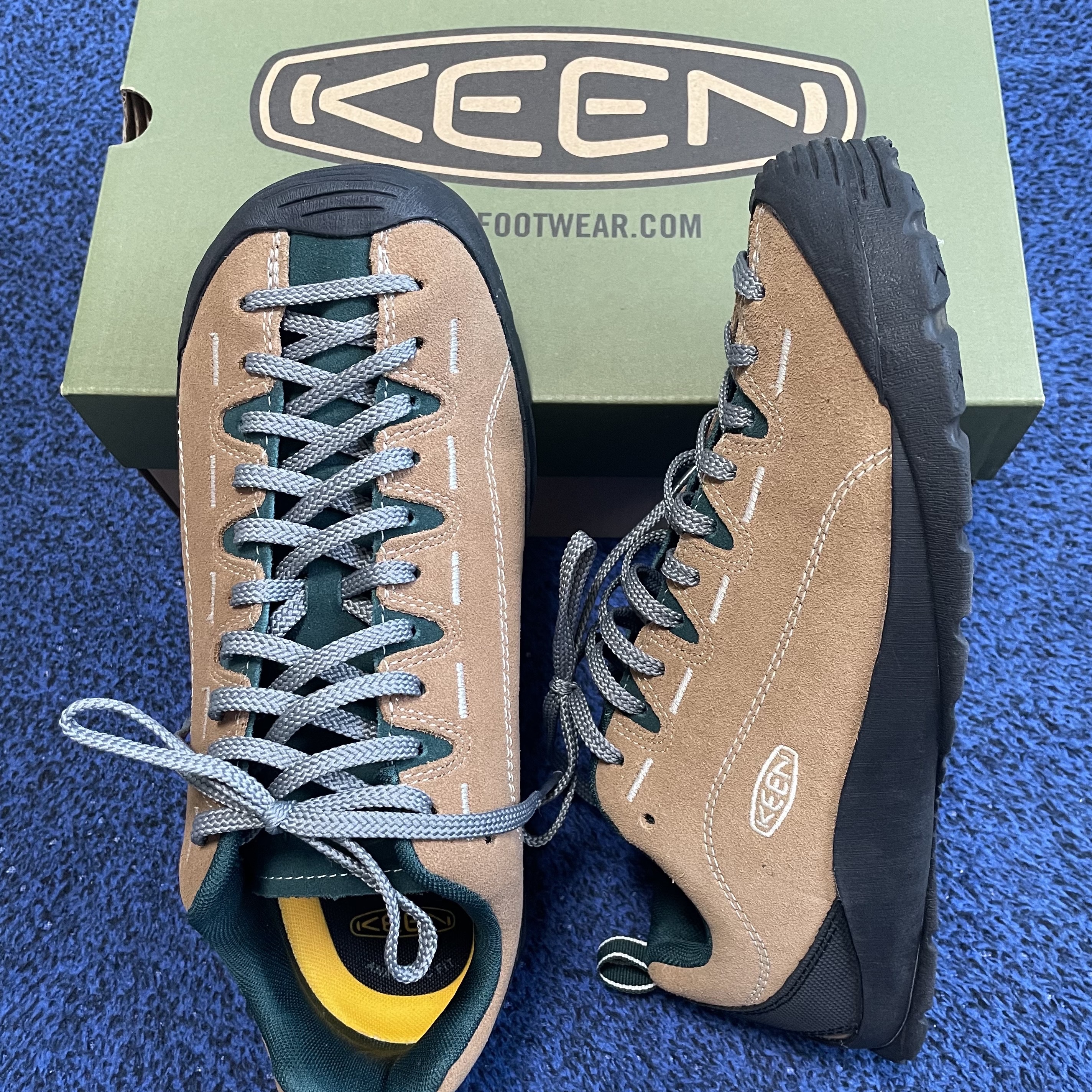 Keen Jasper Sneakers Toasted Coconut 착용 스타일