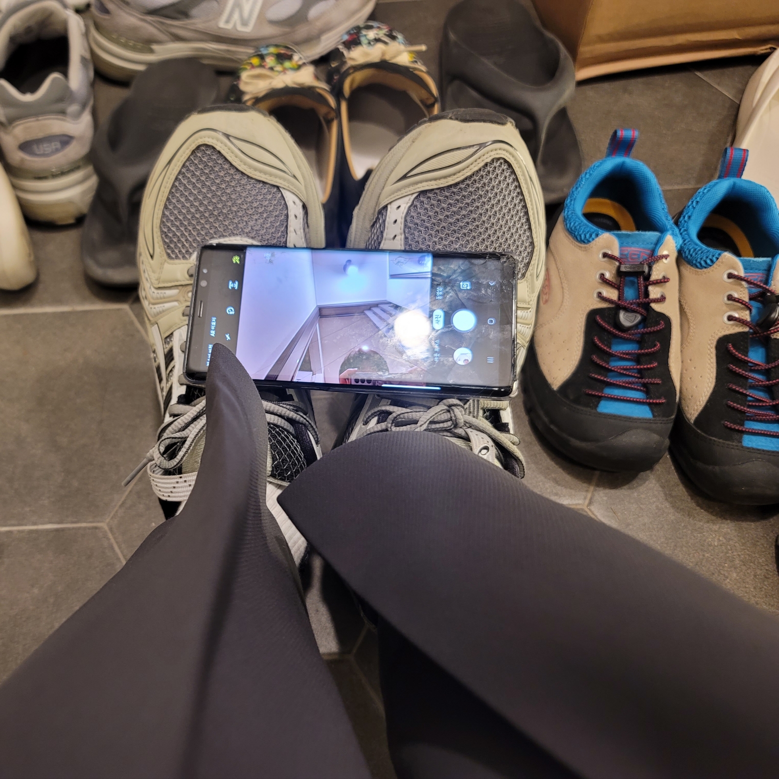 Asics UB1-S Gel-Kayano 14 Piedmont Grey 착용 스타일