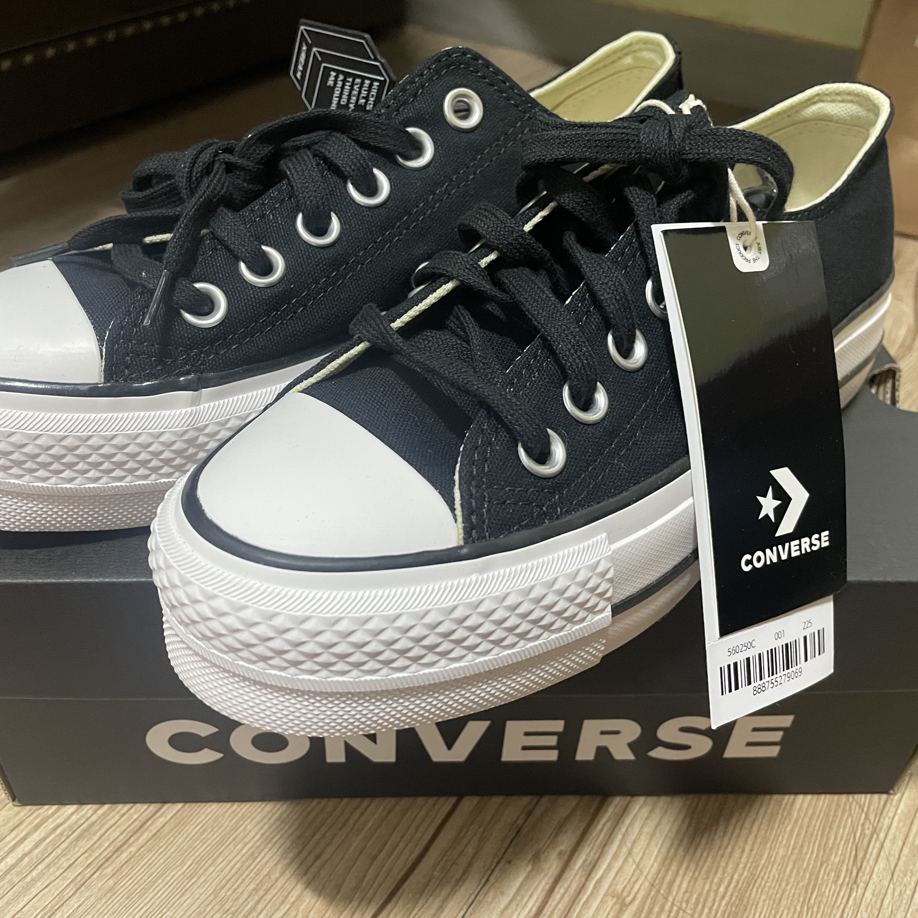 (W) Converse Chuck Taylor All Star Lift Ox Black 착용 스타일 - 1