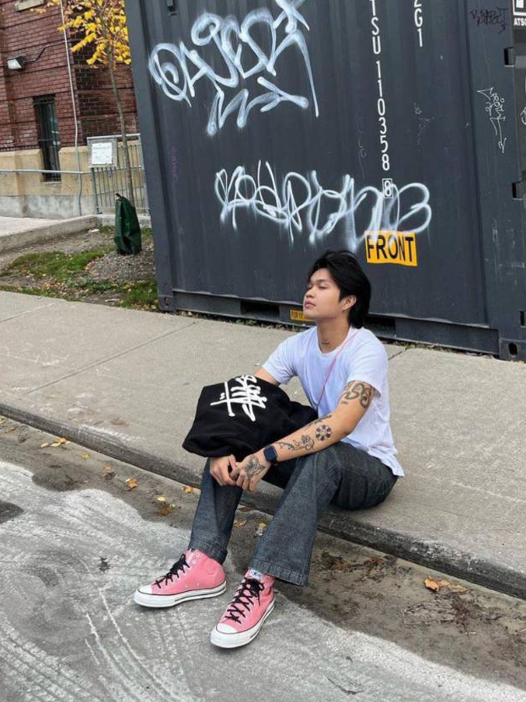 Converse Chuck 70 High Seasonal Color Amber Pink, Stussy Basic Stussy Hoodie Black 2023 착용 스타일 - 2
