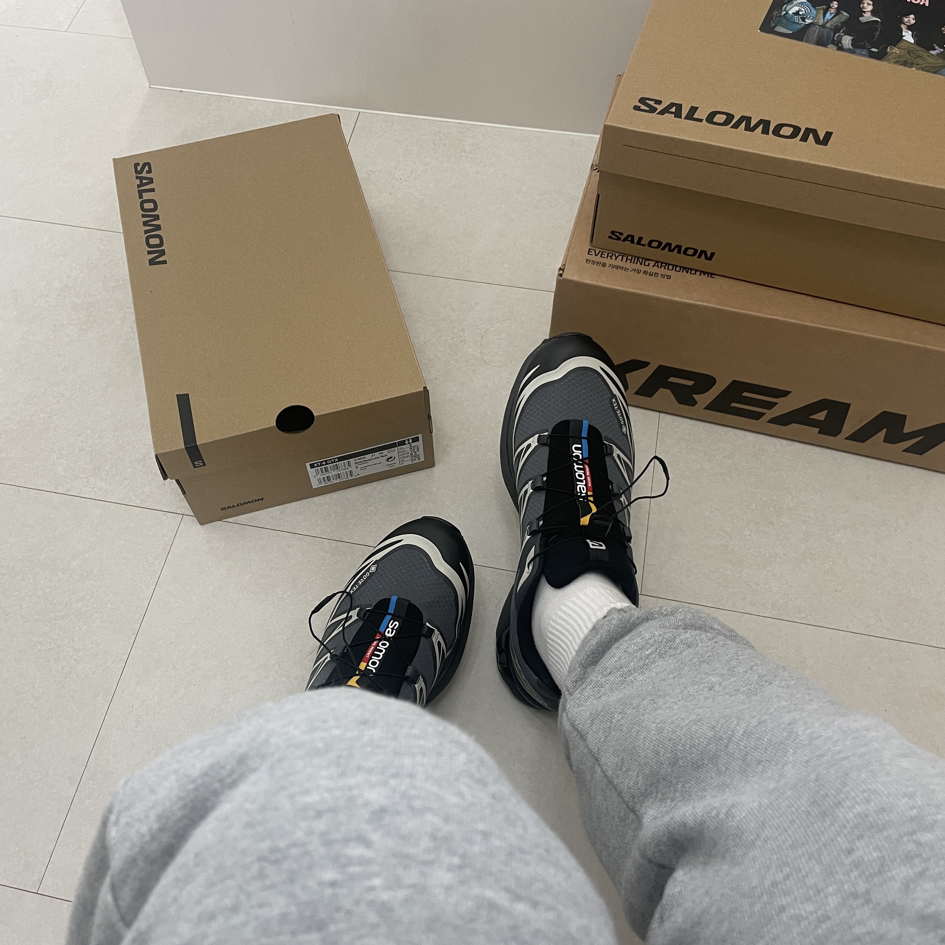 Salomon XT-6 Gore-Tex Black Ebony 착용 스타일