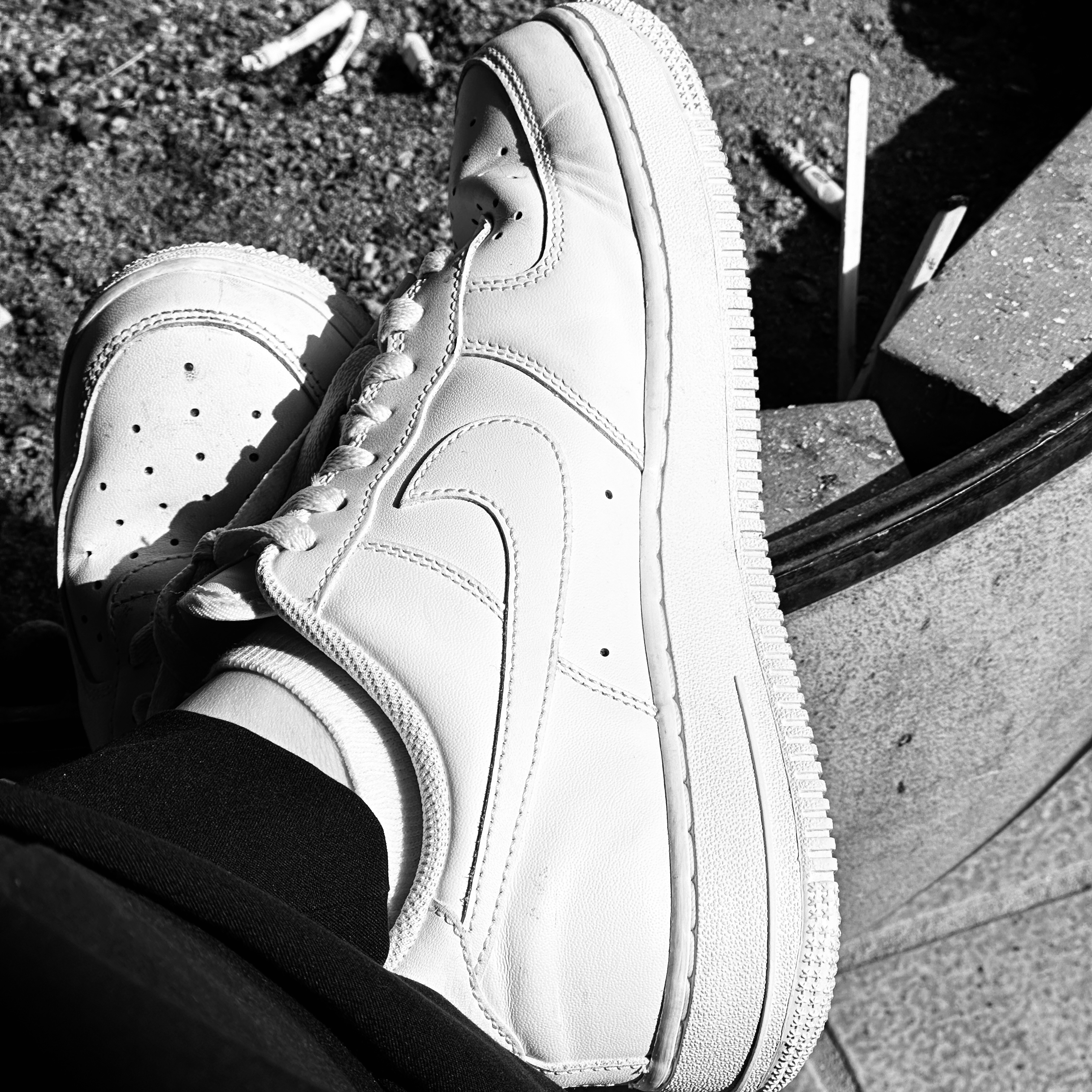 Nike Air Force 1 '07 Low White 착용 스타일 - 2