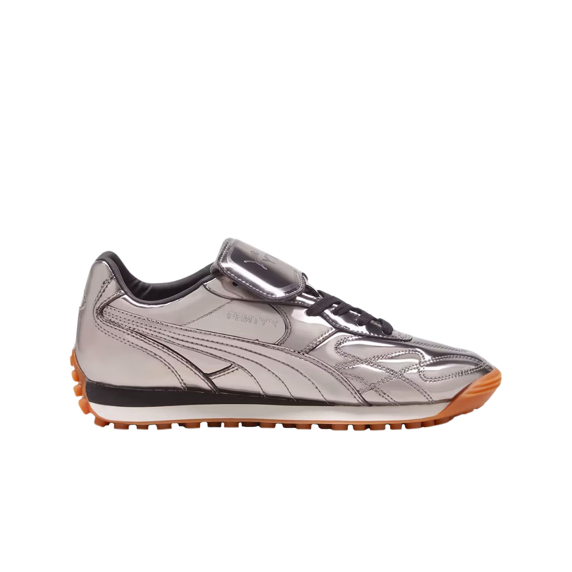 (W) 푸마 x 펜티 아반티 C 에이지드 실버((W) Puma x Fenty Avanti C Aged Silver) - 1