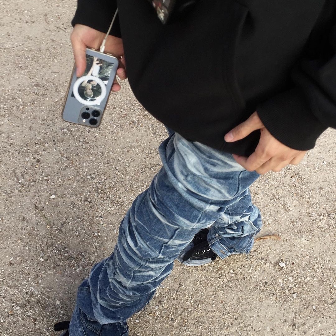 Surgery Yoonseul Long Length Double Jeans Blue, Surgery Yoonseul Long Length Double Jeans Flame 착용 스타일 - 3