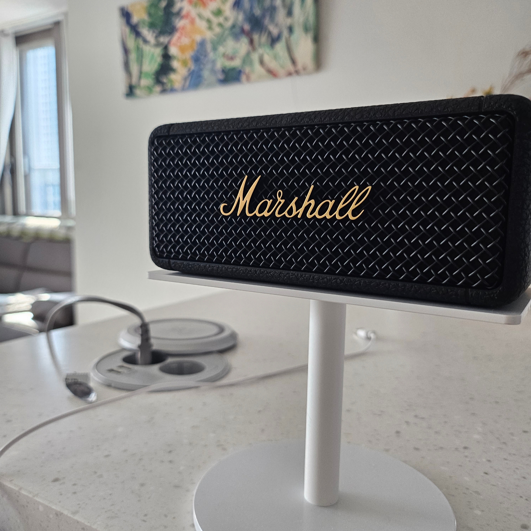Marshall EmbertonII Black & Brass (Korean Ver.) 착용 스타일