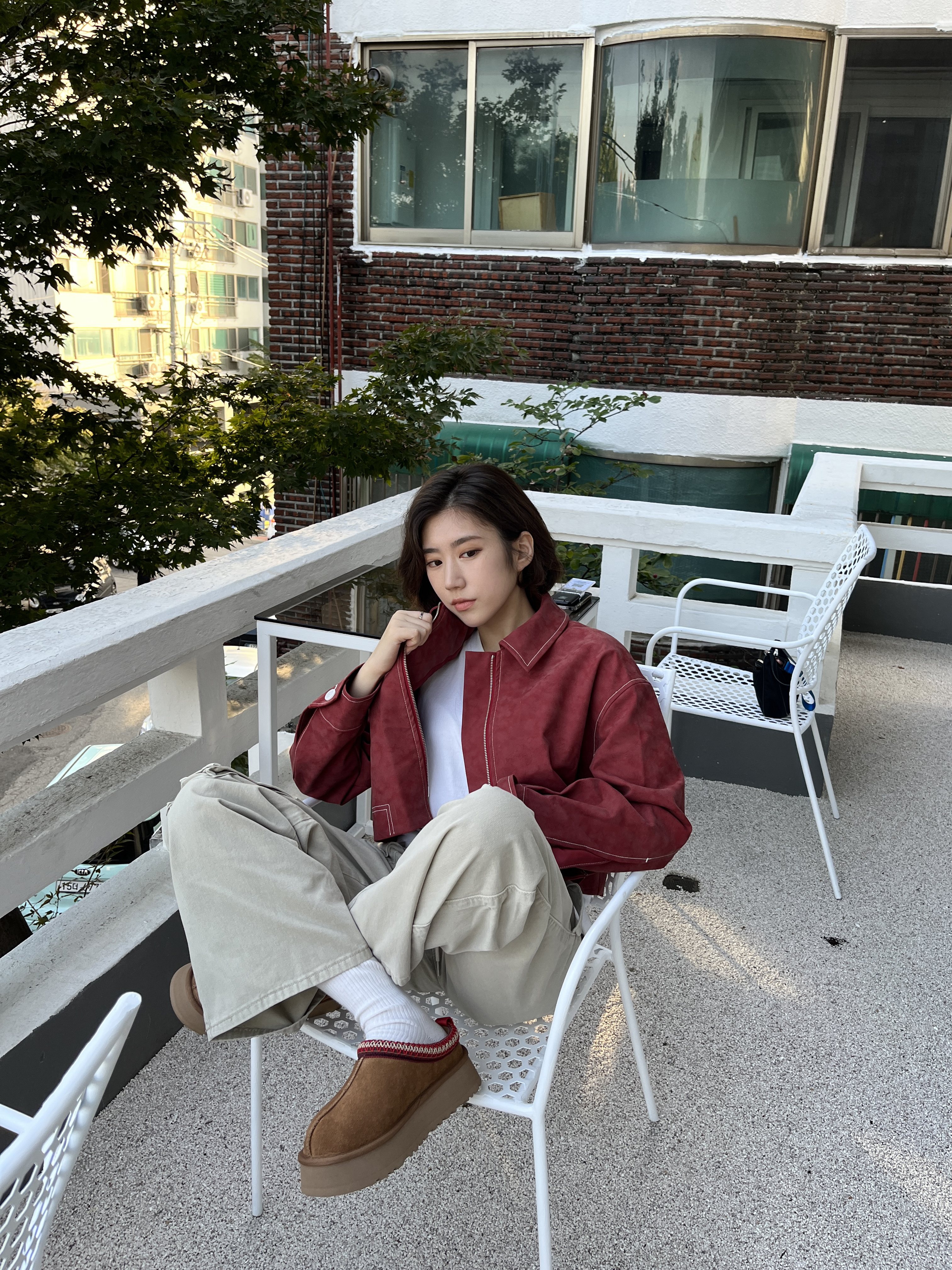 (W) UGG Tazz Slipper Chestnut 착용 스타일 - 4