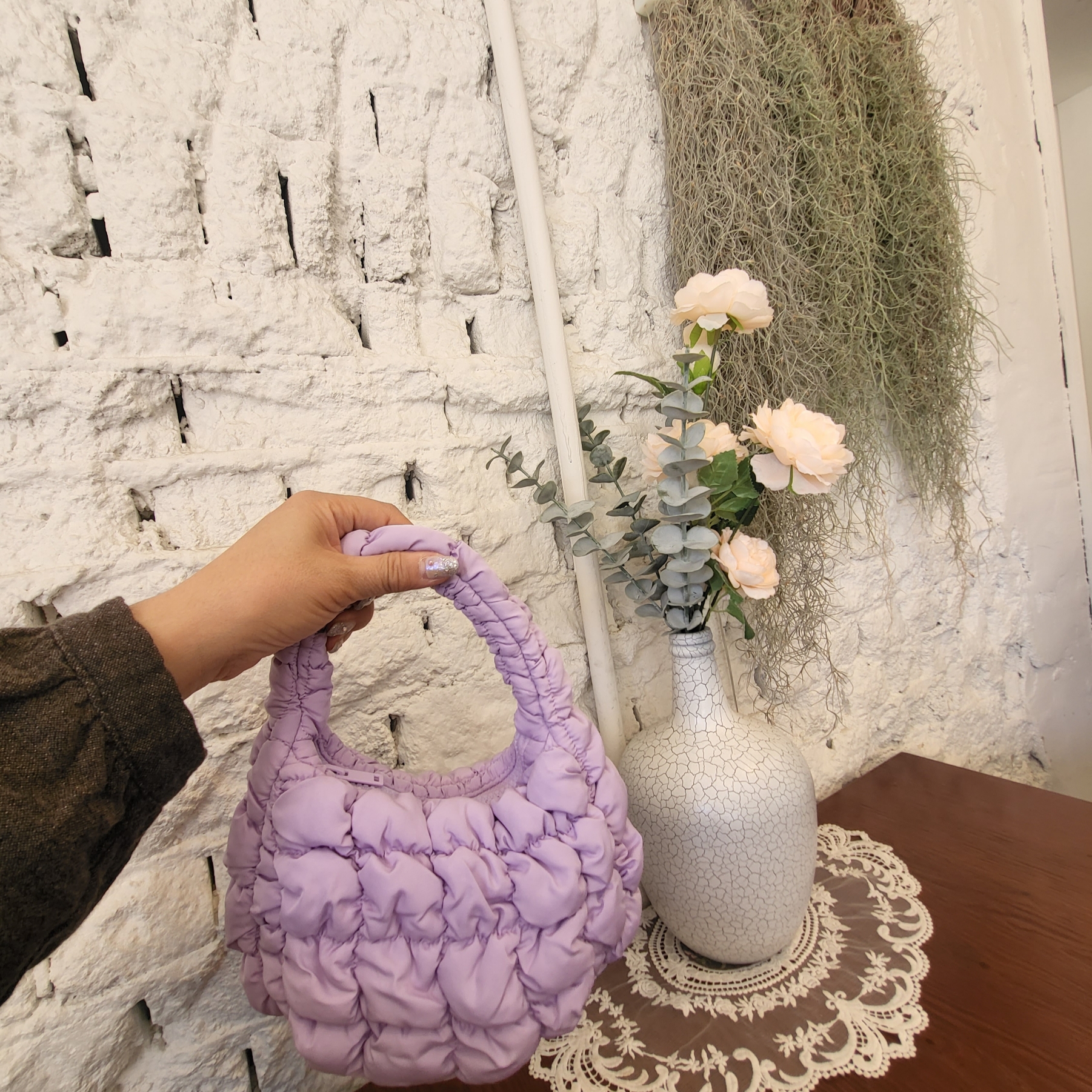 COS Quilted Micro Bag Purple 착용 스타일