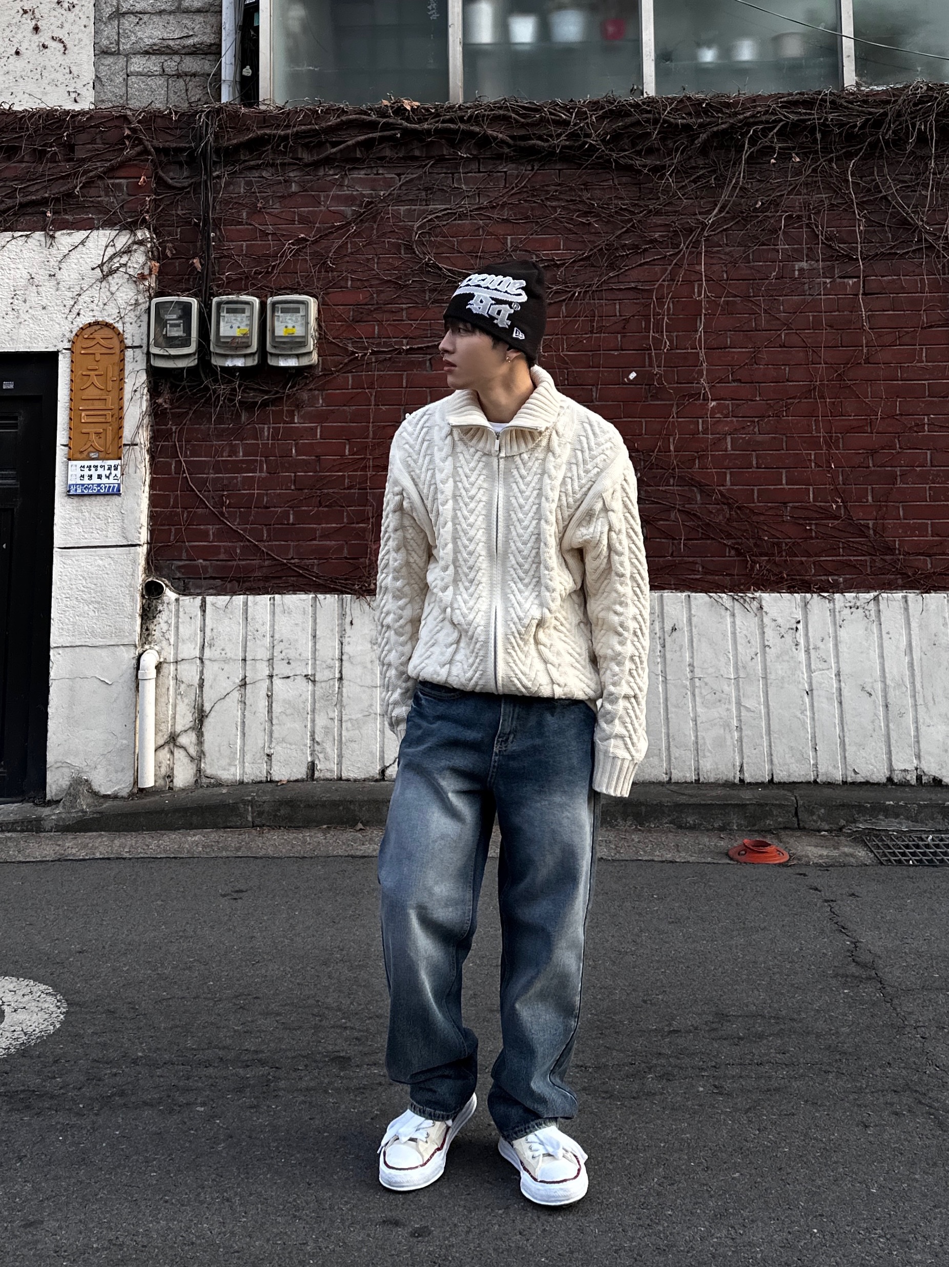 Supreme New Era Script Beanie Black - 22FW, Maison Mihara Yasuhiro Peterson OG Sole Canvas Low-top Sneakers Natural 착용 스타일 - 6