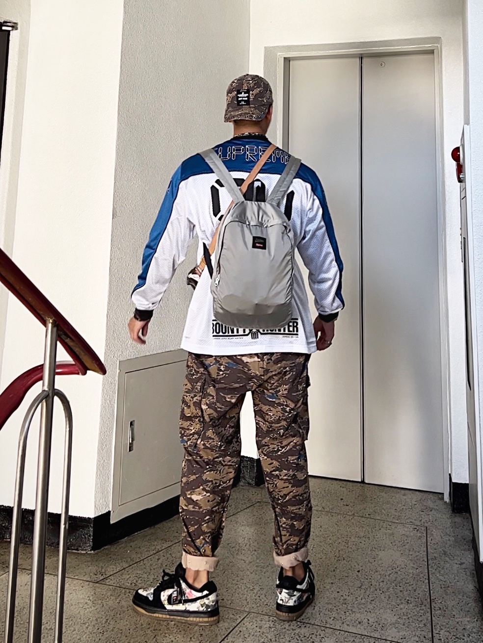 Supreme x Undercover Studded 6-Panel Brown Camo - 23SS, Supreme x Undercover Studded Cargo Pant Brown - 23SS 착용 스타일 - 2