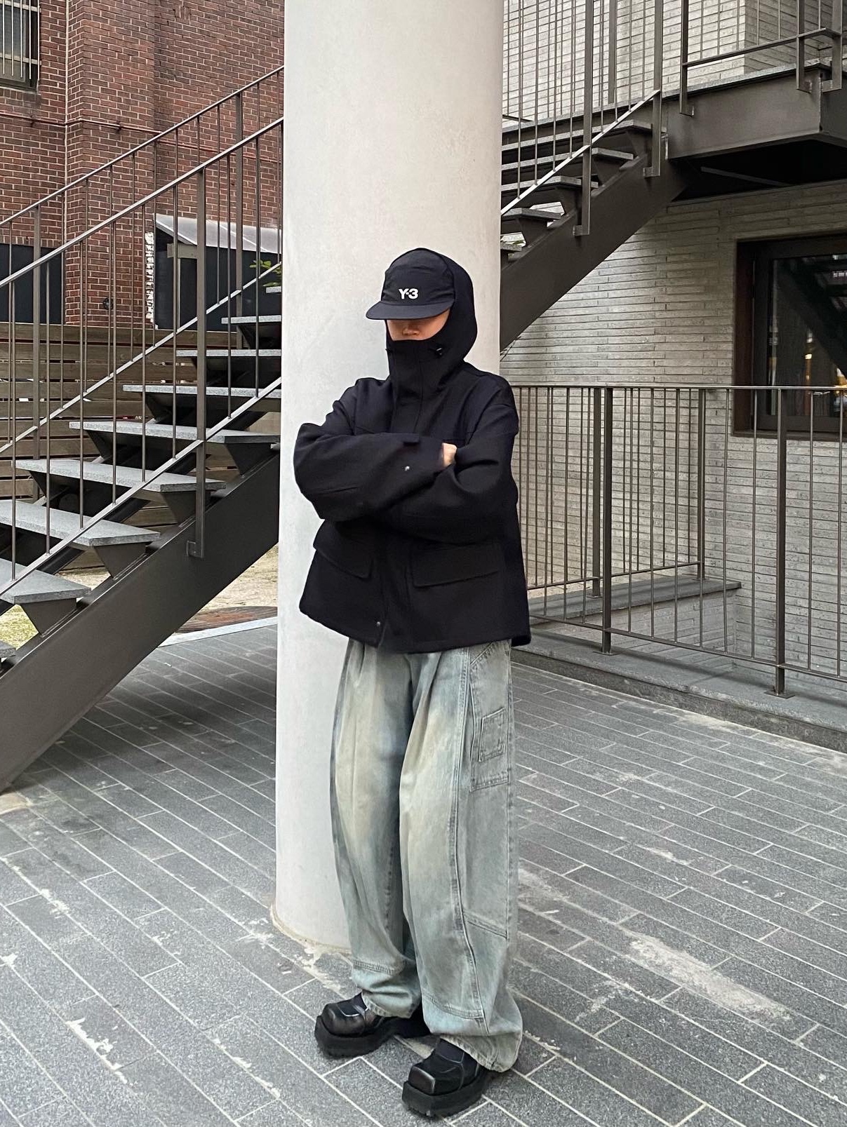 Y-3 Running Cap Black 착용 스타일 - 1