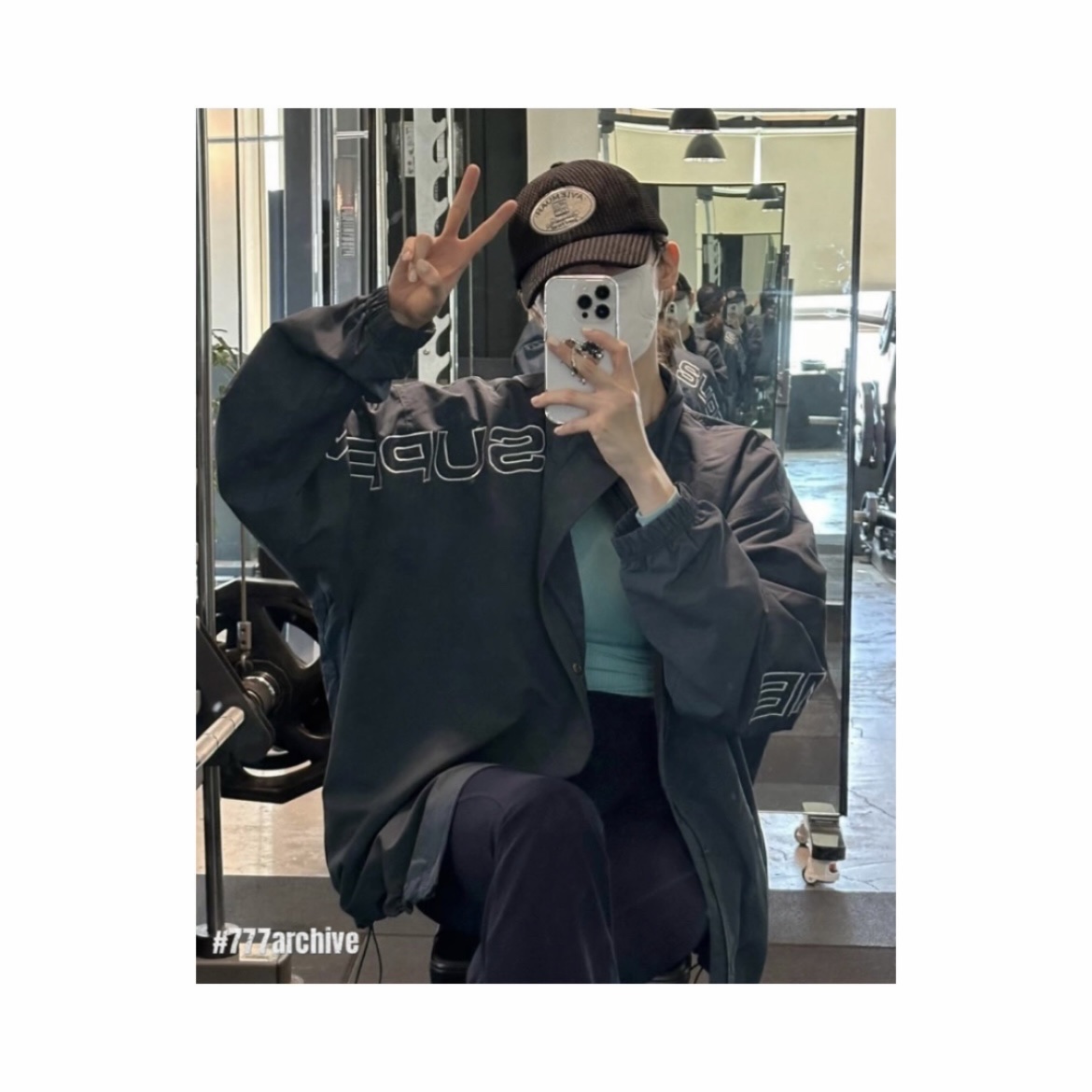 Nike V2K Run Summit White Metallic Silver, Supreme Spellout Embroidered Track Jacket Black - 23FW 착용 스타일 - 3