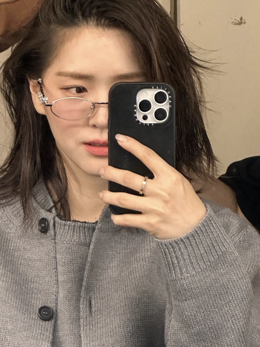 Gentle Monster x D'heygere Pierced 02 Silver, Gentle Monster x D'heygere Tiara 02 Silver 착용 스타일 - 3