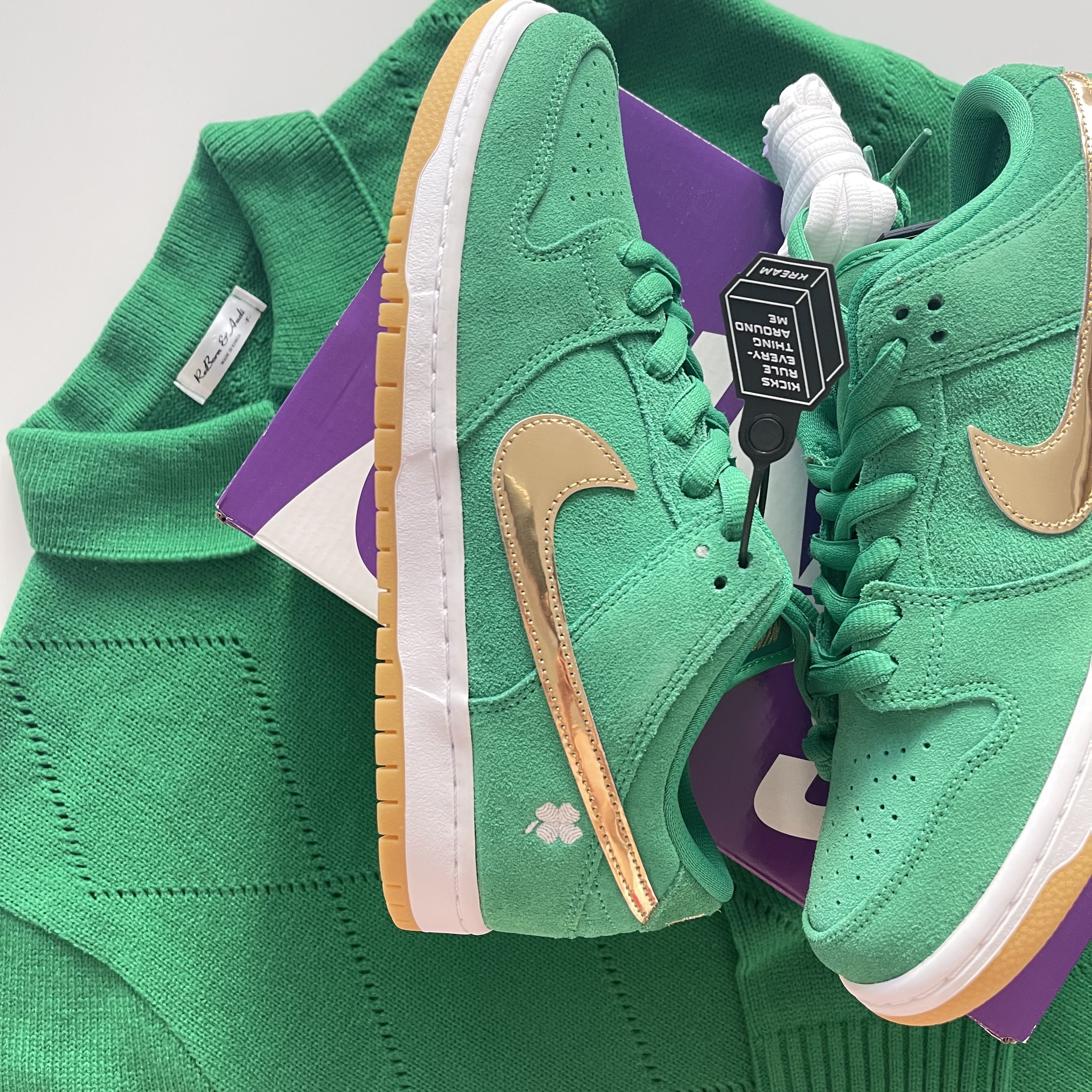 Nike SB Dunk Low Pro Shamrock 착용 스타일