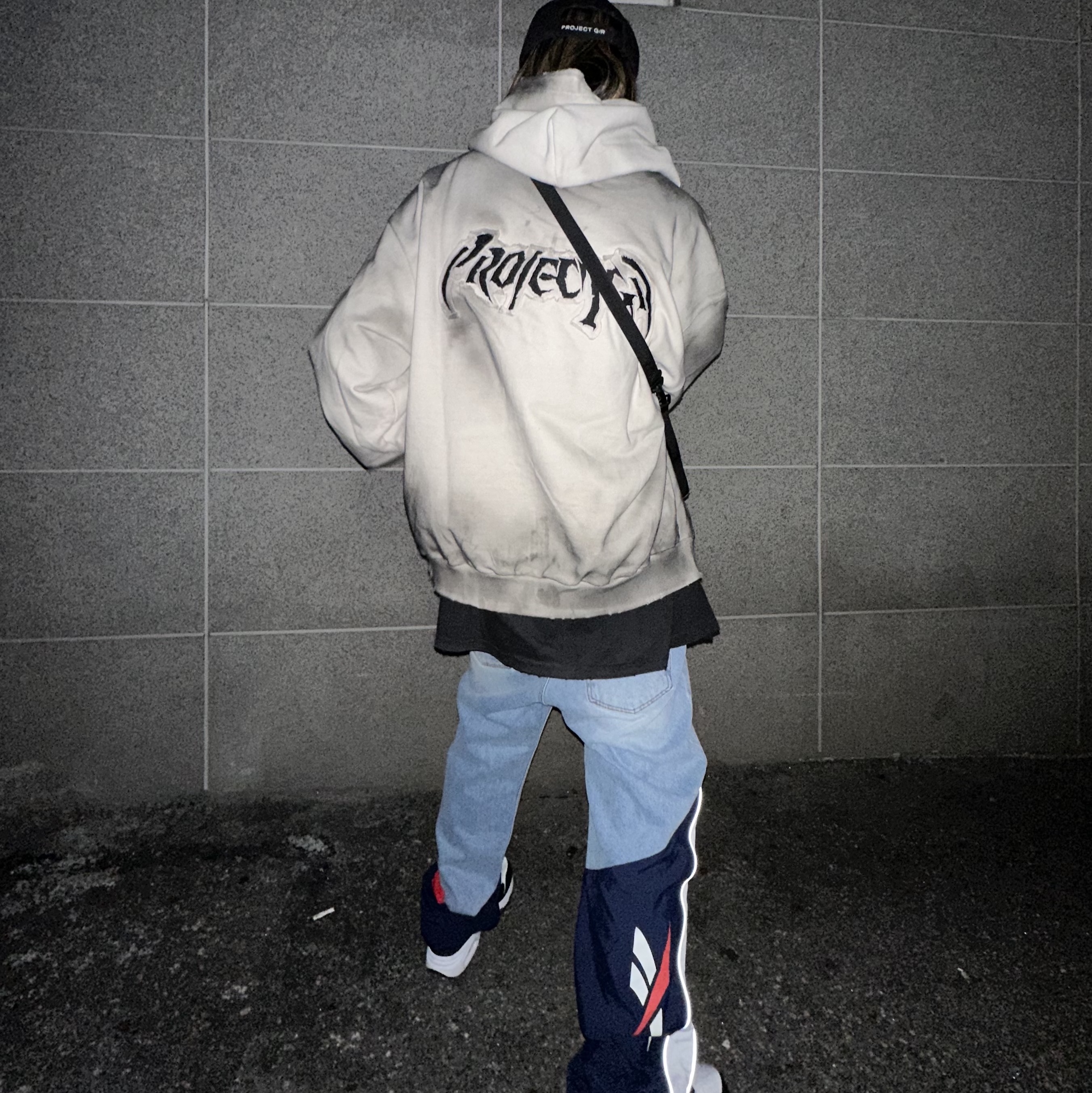 Project G/R x Reebok Hybrid Track Denim Pants Navy, Project G/R Furious Logo Applique Zip Hoodie Grey - 10 Corso Como Exclusive 착용 스타일 - 4