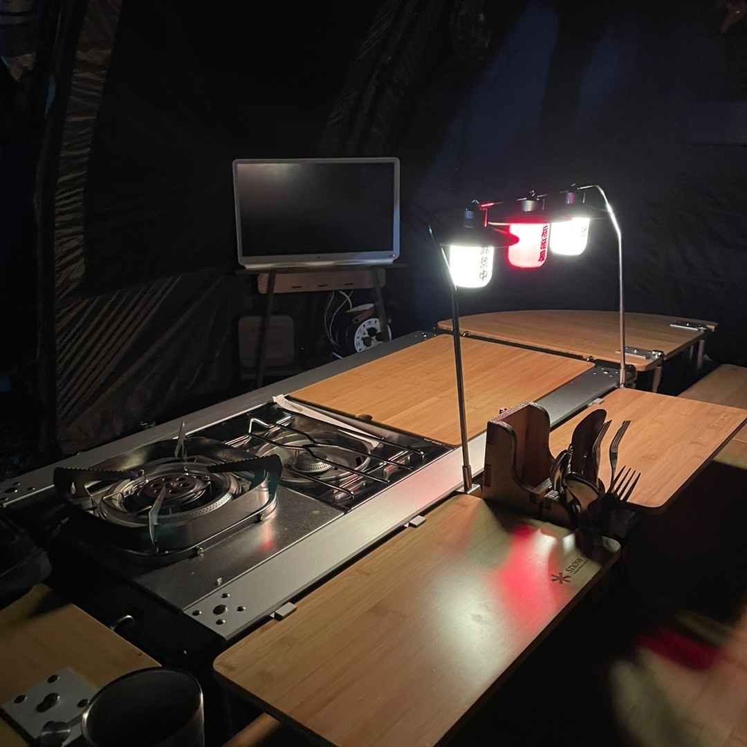 Snow Peak Renewed Bamboo IGT Table Regular 착용 스타일