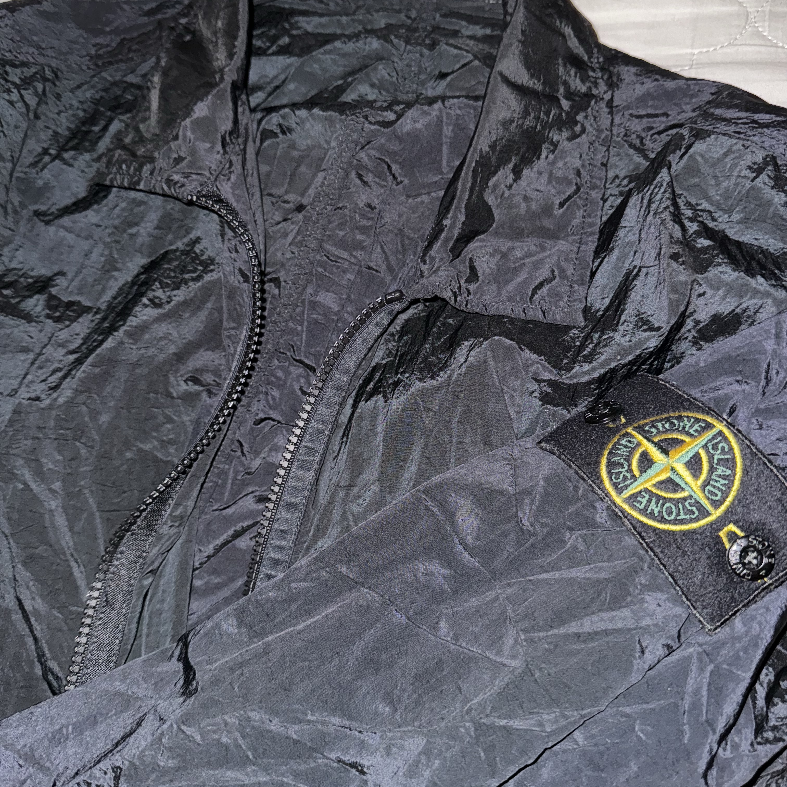 Stone Island 10919 Nylon Metal in Econyl Regenerated Nylon Overshirt Black -23SS 착용 스타일